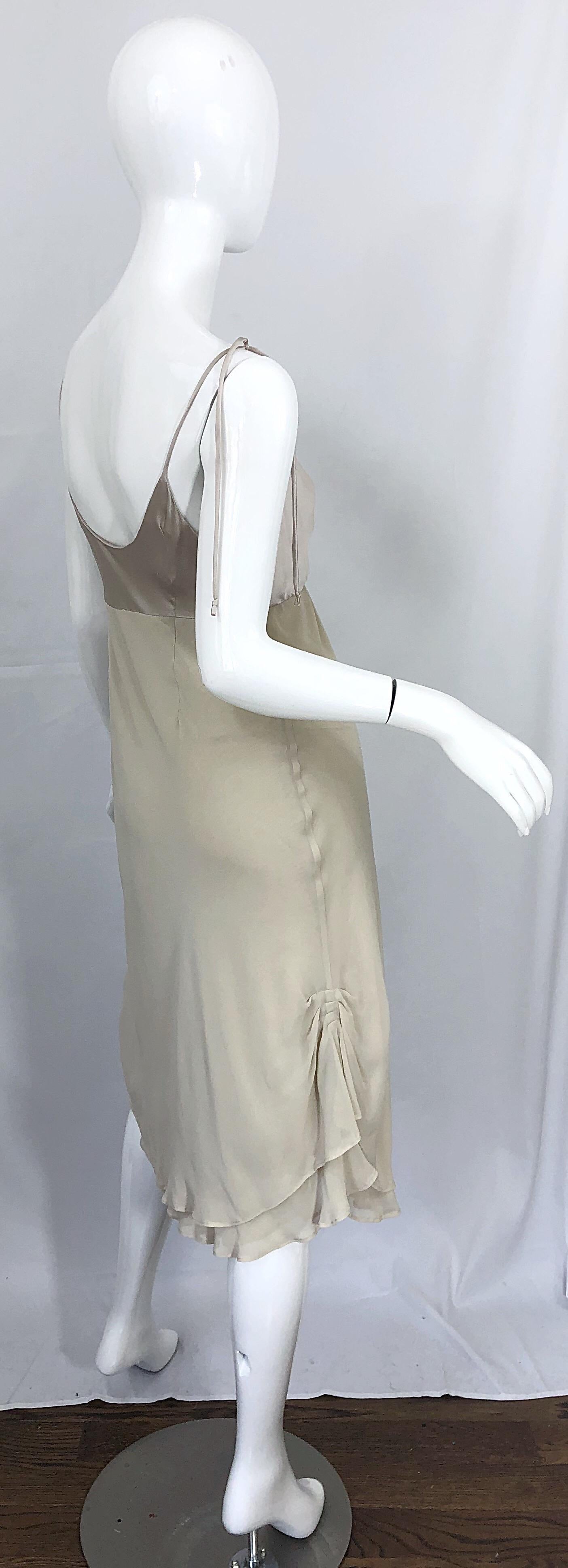 Vintage Alberta Ferretti Size 10 / 12 Beige Khaki Silk + Rayon 1990s Dress 90s 7