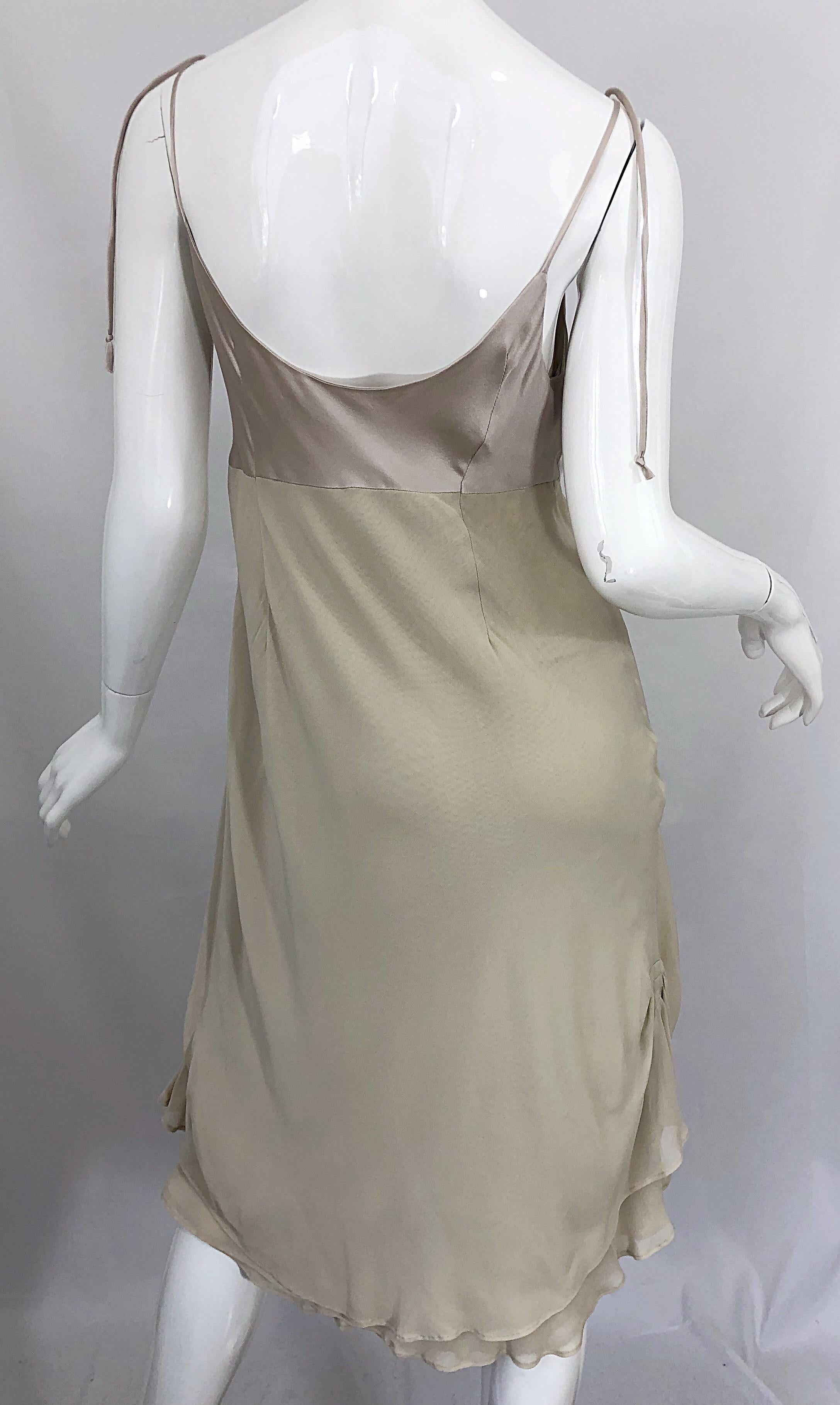 Vintage Alberta Ferretti Size 10 / 12 Beige Khaki Silk + Rayon 1990s Dress 90s 9