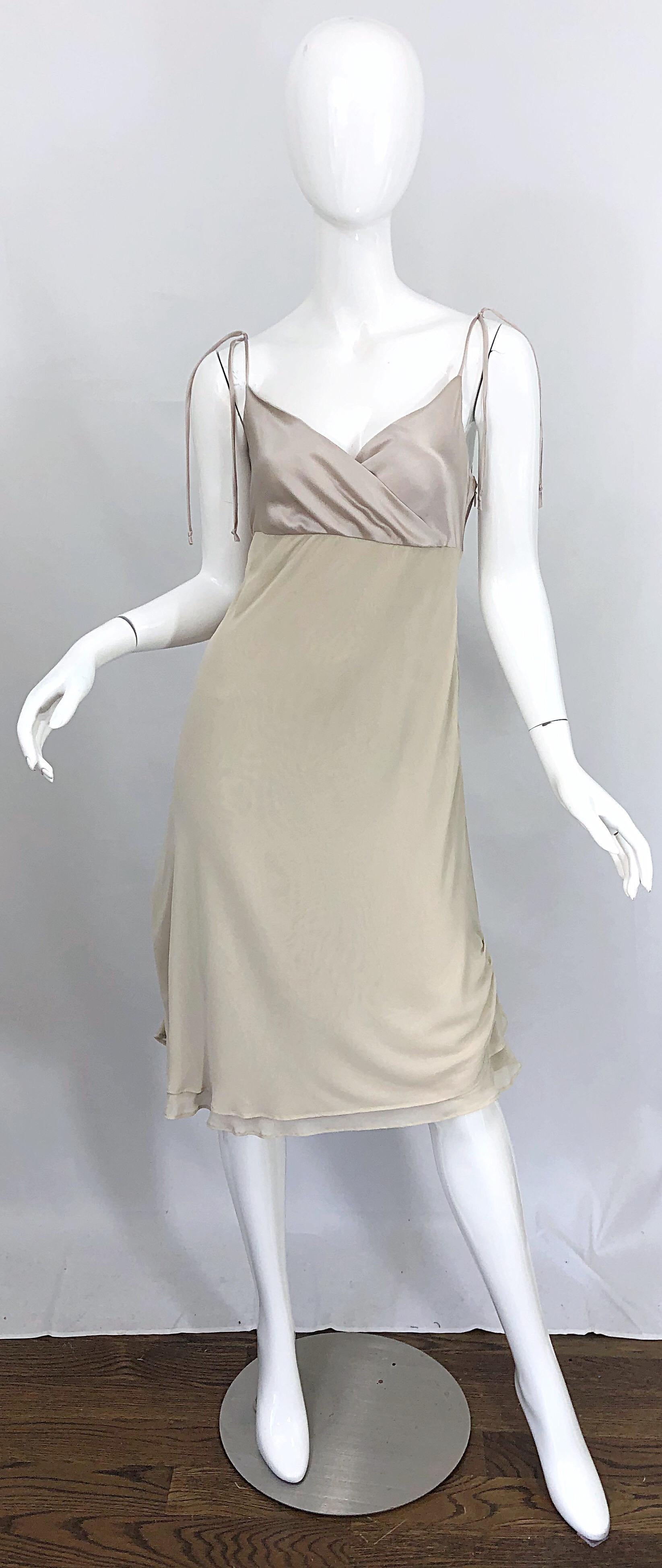 Vintage Alberta Ferretti Size 10 / 12 Beige Khaki Silk + Rayon 1990s Dress 90s 10