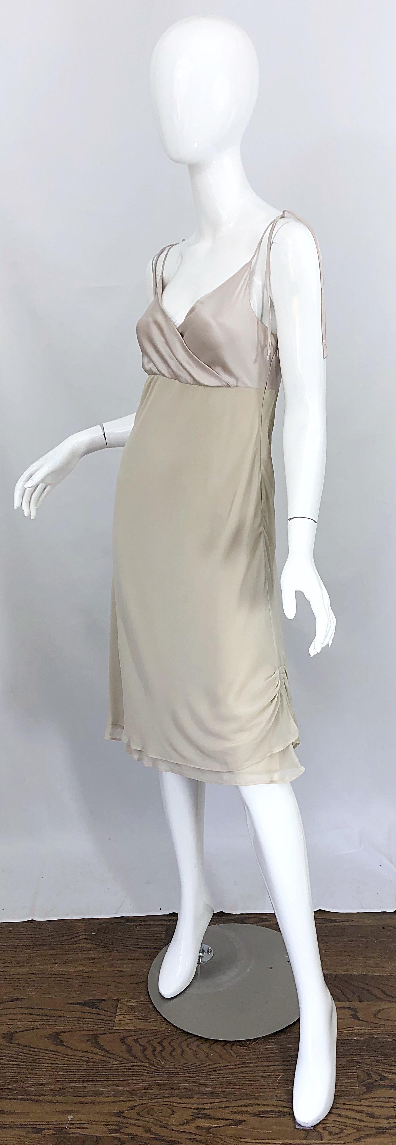 Vintage Alberta Ferretti Size 10 / 12 Beige Khaki Silk + Rayon 1990s Dress 90s 2
