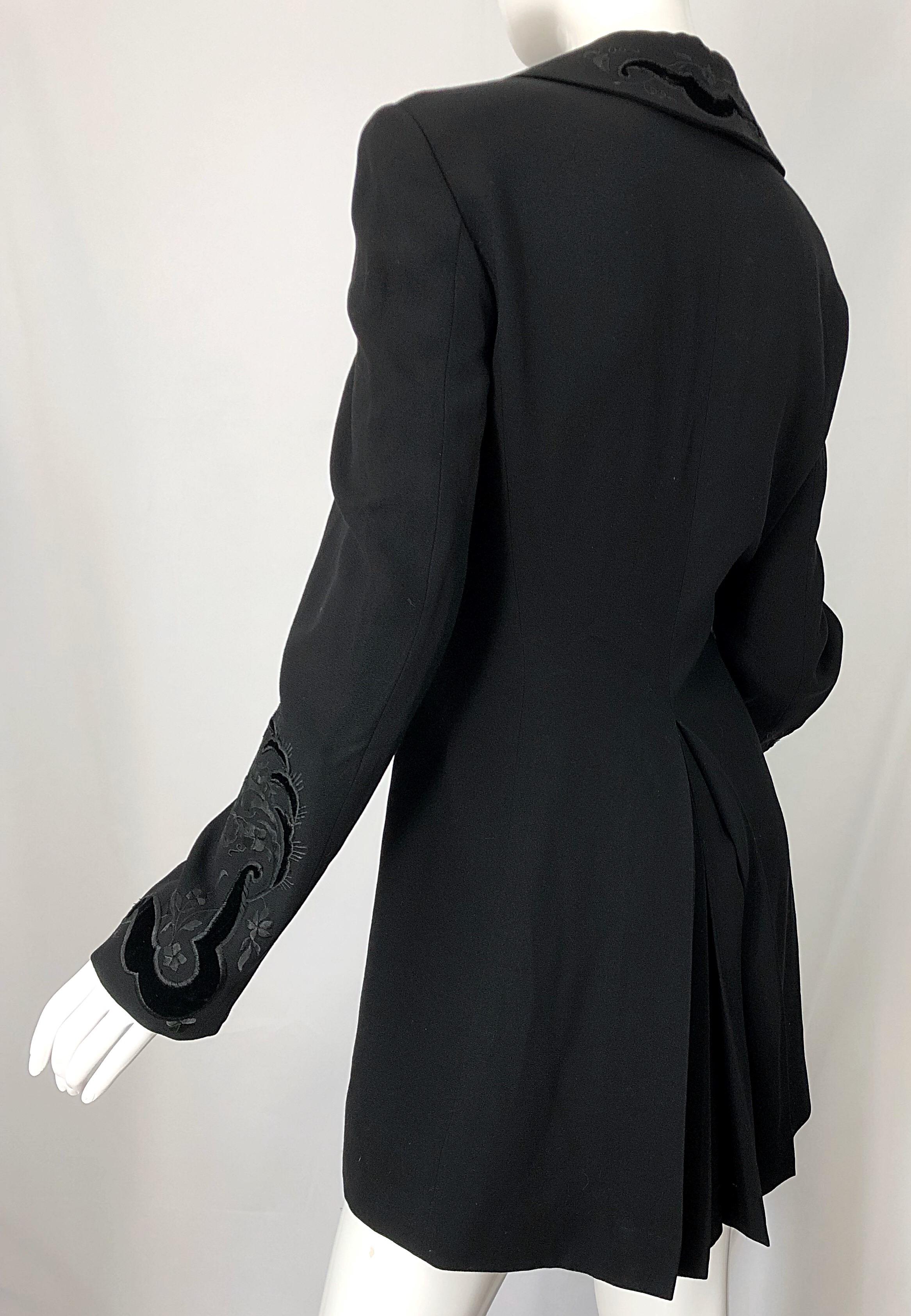 Vintage Alberta Ferretti Size 10 Black Embroidered 1990s 90s Long Jacket For Sale 10