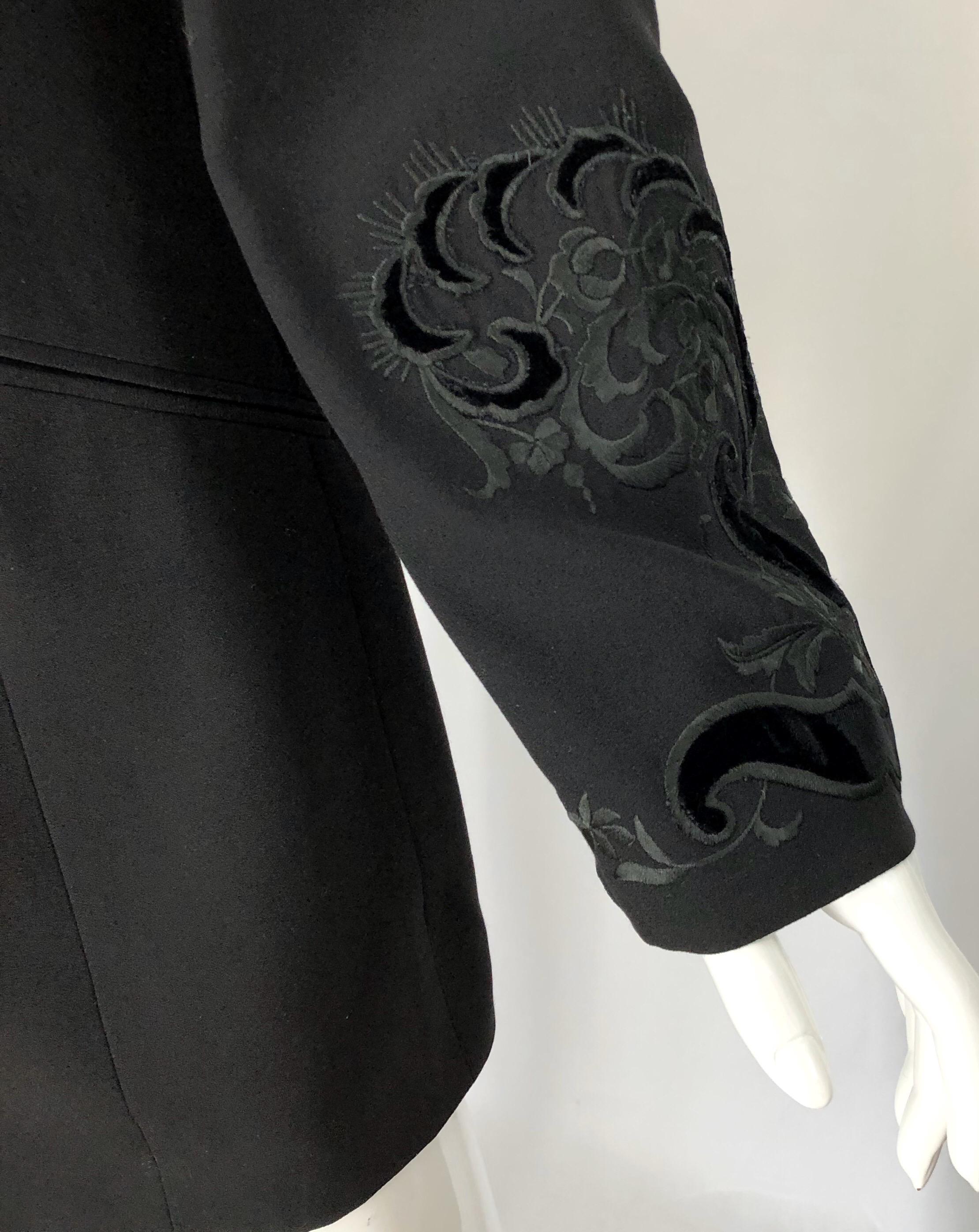 Vintage Alberta Ferretti Size 10 Black Embroidered 1990s 90s Long Jacket For Sale 1