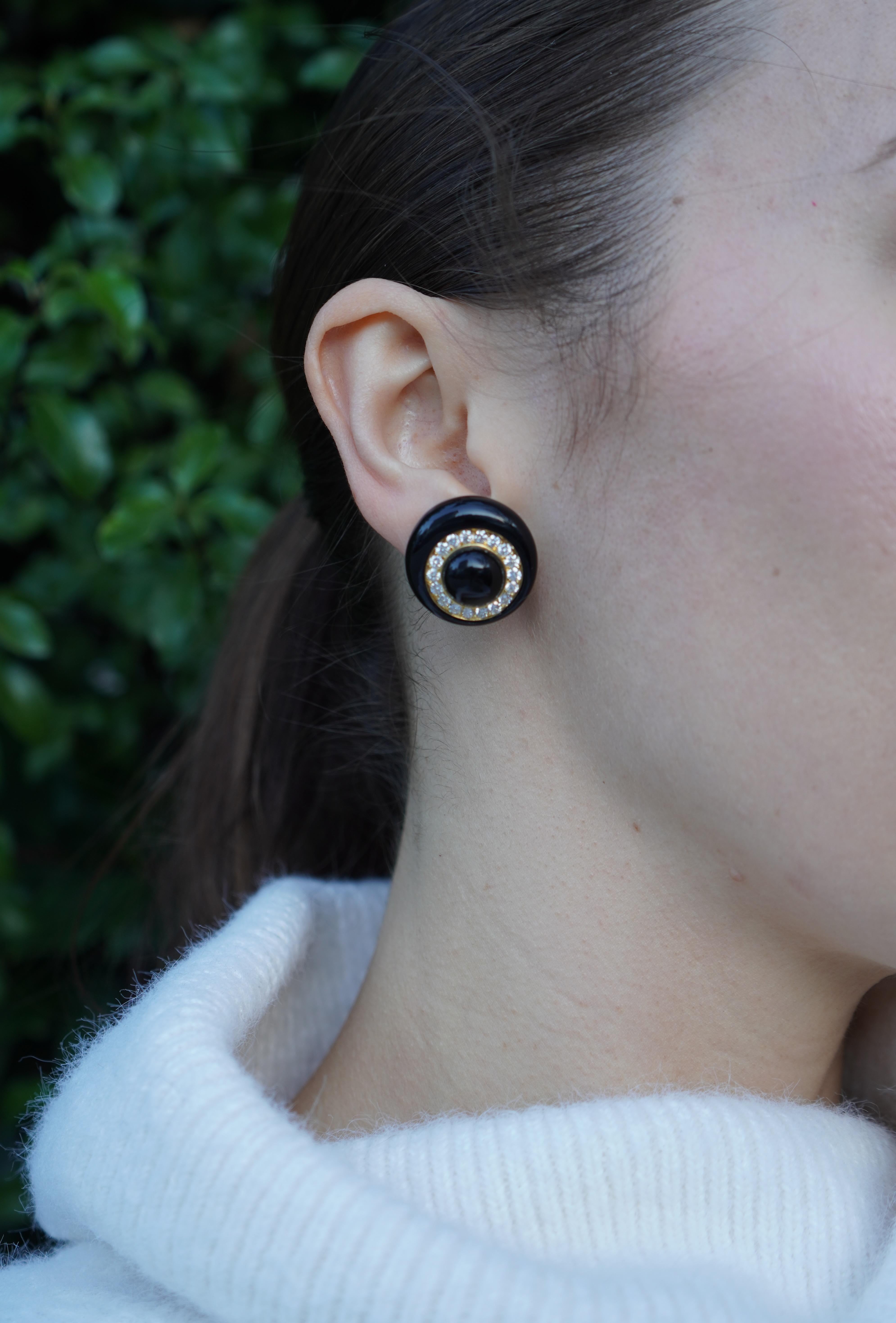 Vintage Aldo Cipullo Ohrclips aus 18 Karat Gold mit Onyx und Diamanten im Angebot 5
