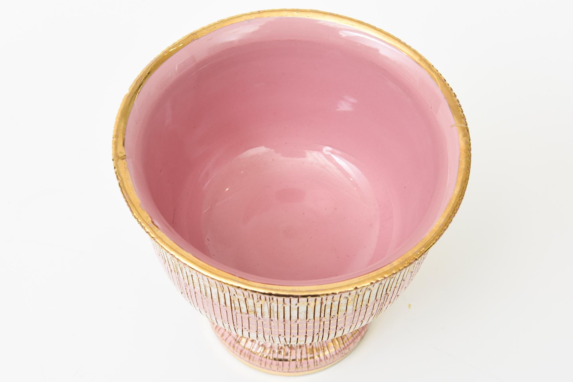 Vintage By Aldo Londi für Bitossi Seta Keramik Sockel Schüssel Rosa, Gold Off White im Angebot 1