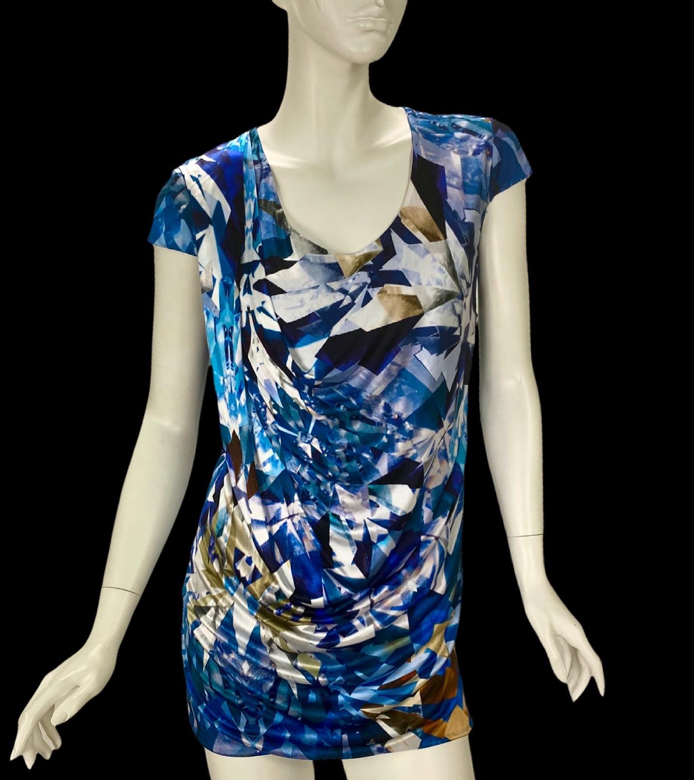 Vintage Alexander McQueen Kaleidoscope Print Tunic Dress 

IT Size 44

Draped 

Excellent condition

Fully lined

Made in Italy

Iconic statement piece!