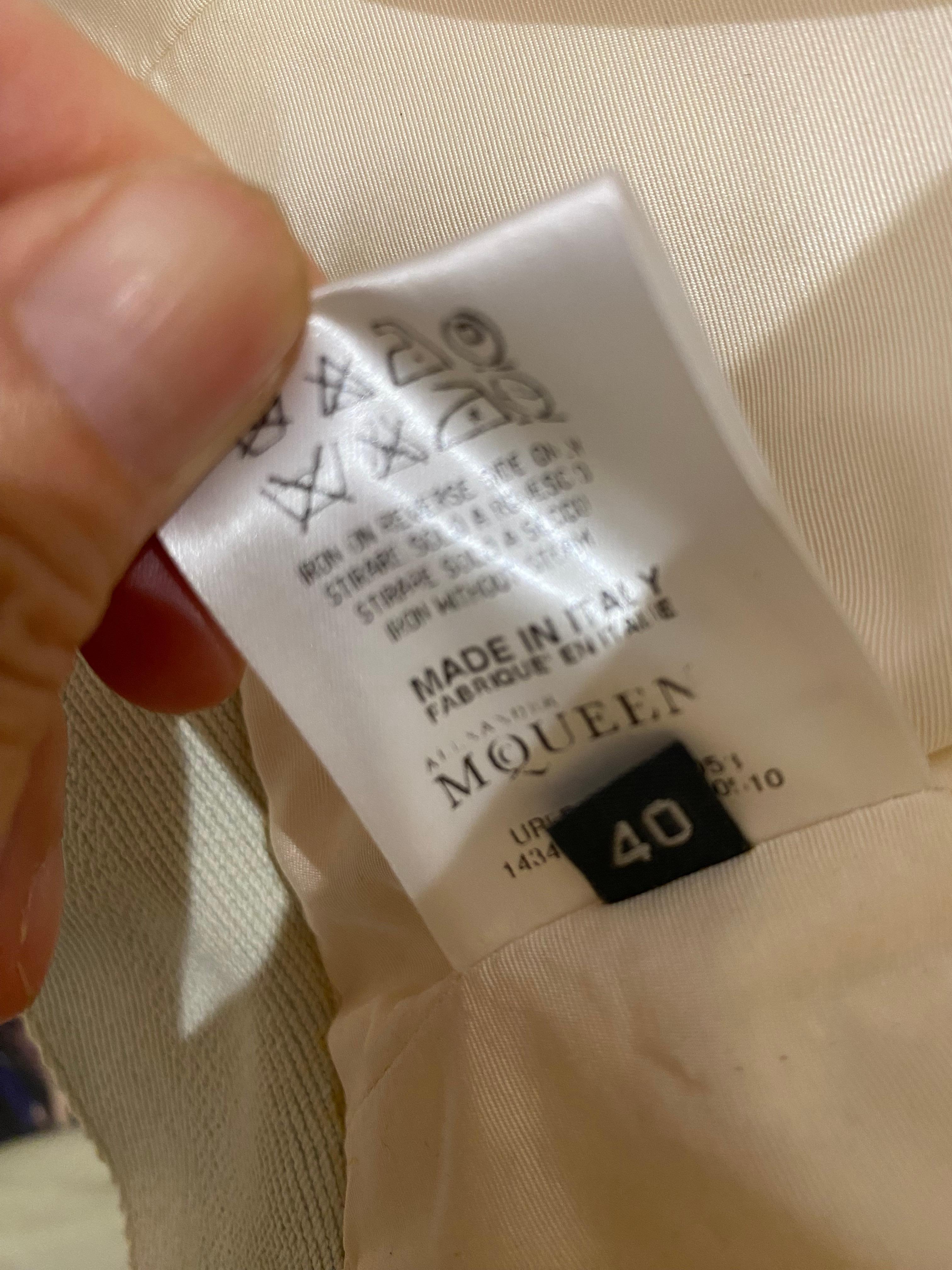 Vintage Alexander Mcqueen Light Green and Cream Silk Crop Jacket For Sale 4