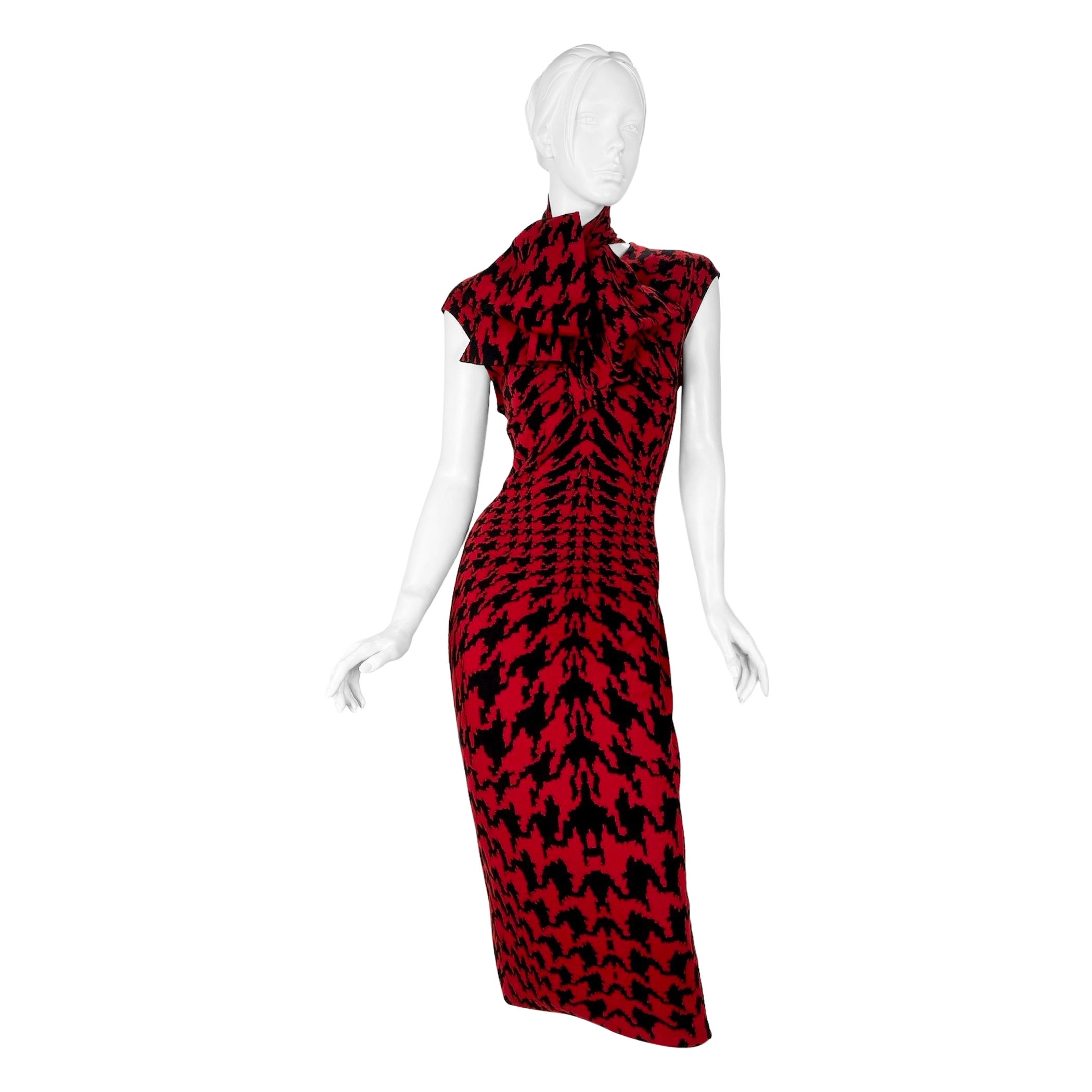 Vintage Alexander McQueen - Robe en maille pied-de-poule rouge et noire, automne 2009