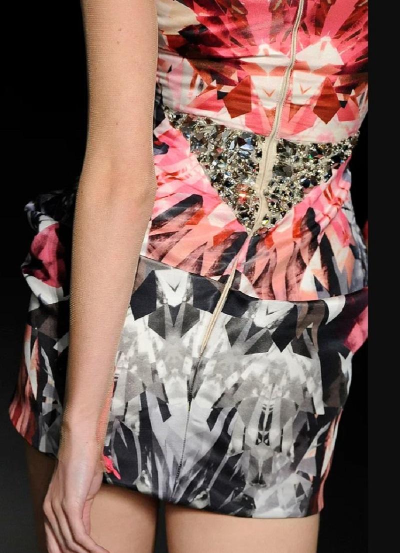 Vintage Alexander McQueen SS 2009 Kaleidoscope Swarovski Crystal Dress 46 For Sale 11