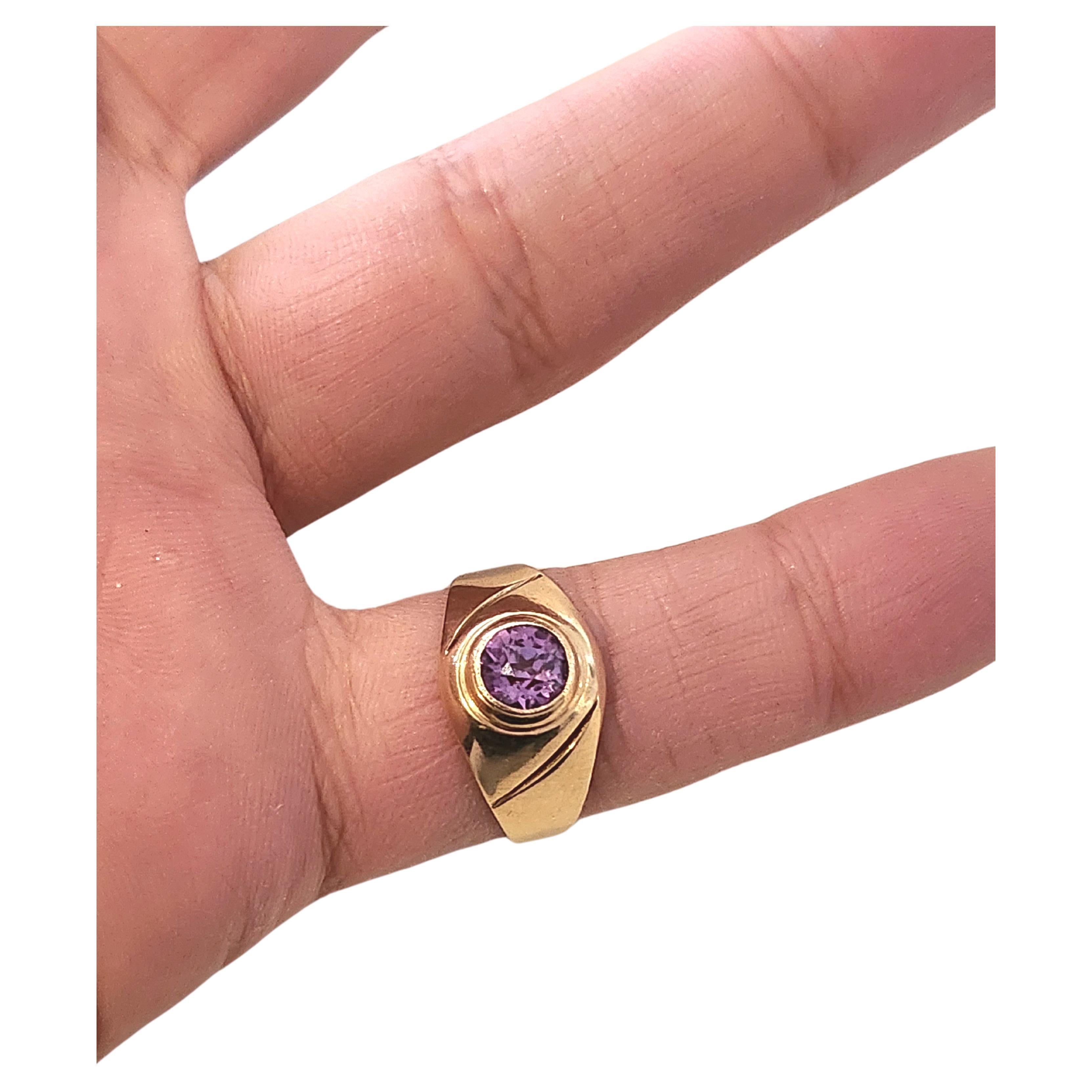 Vintage 14k gold ring centered with lab alexandrite stone changes color in light hall marked 583 and initial maker mark ring was made in armenia dates 1960s 