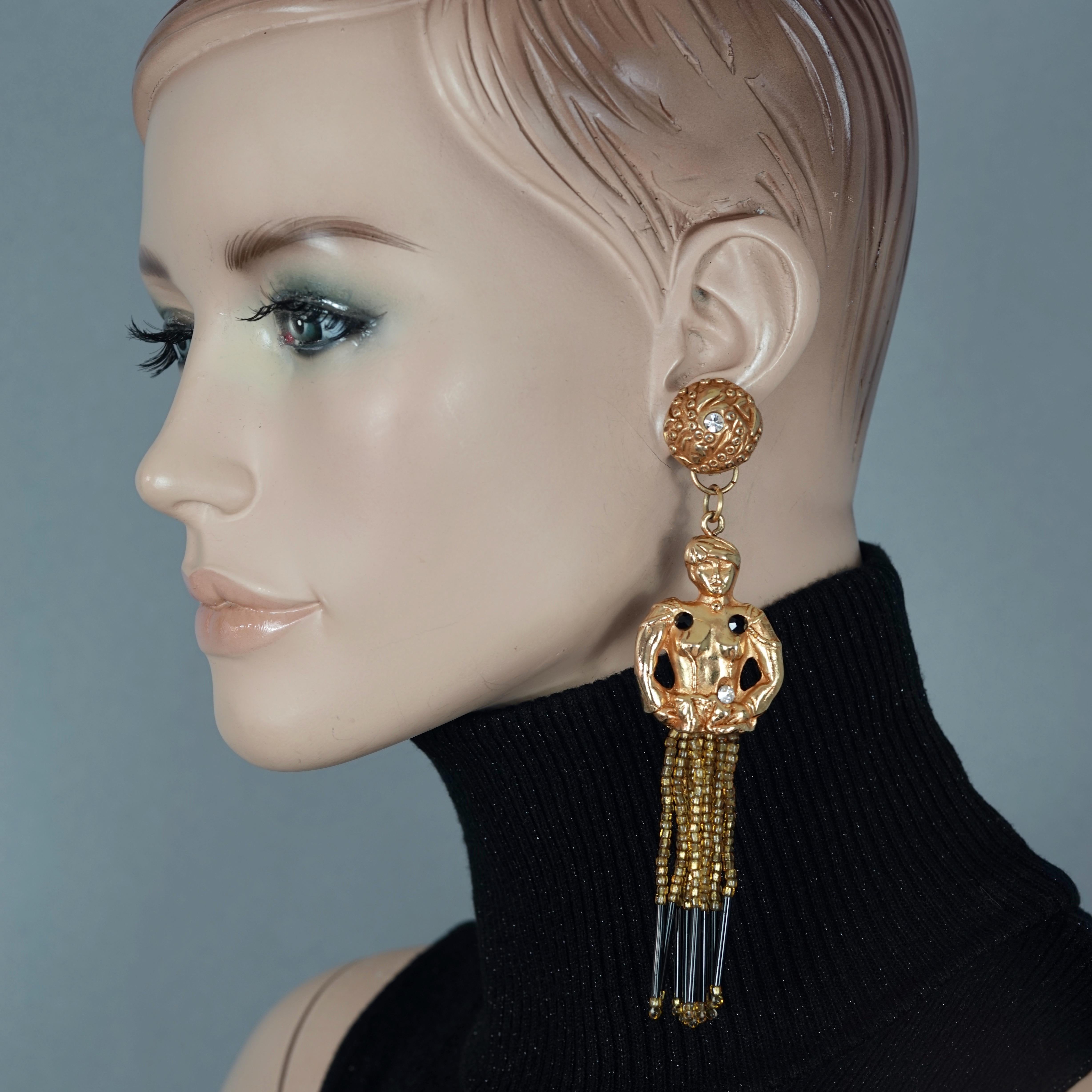 Vintage ALEXS LAHELLEC PARIS Whimsical Turban Lady Tassel Figural  Earrings

Measurements:
Height: 5.51 inches (14 cm)
Width: 1.25 inches (3.2 cm)
Weight per Earring: 22 grams

Features:
- 100% Authentic ALEXS LAHELLEC PARIS.
- Whimsical earrings
