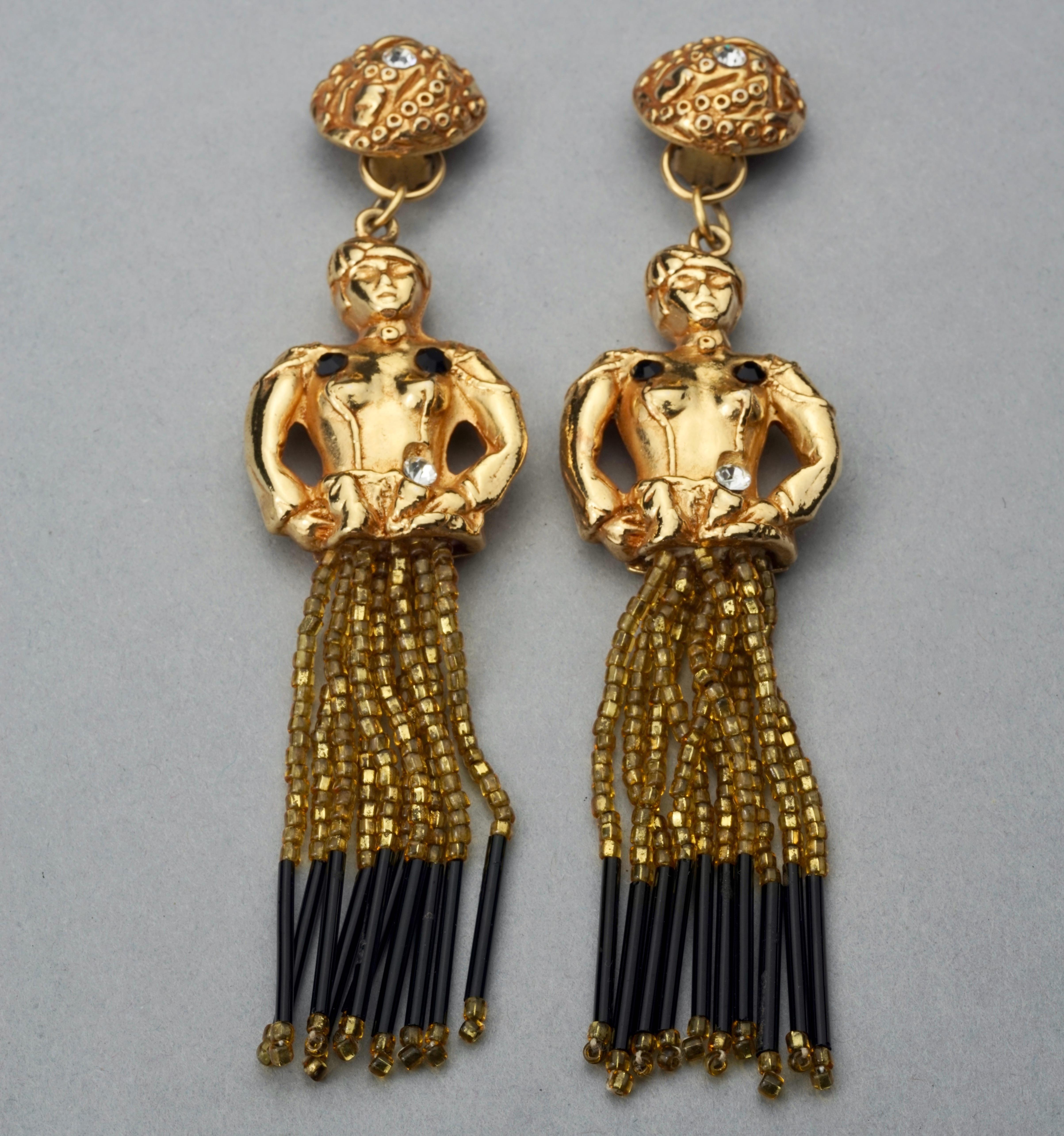 Vintage ALEXS LAHELLEC PARIS Whimsical Turban Lady Tassel Figural  Earrings In Excellent Condition In Kingersheim, Alsace