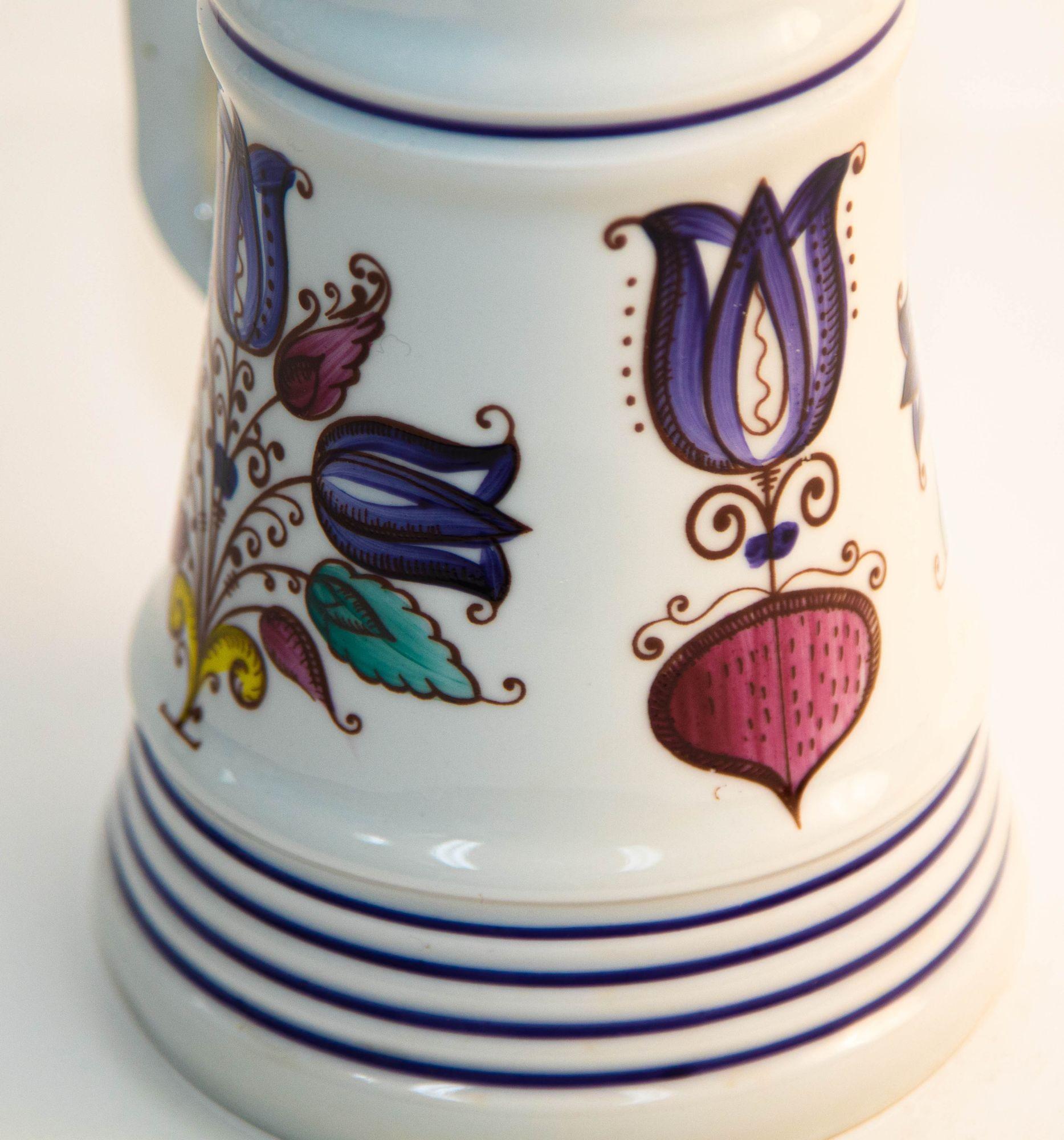 Vintage Alfoldi Porcelain Hungary Hand Painted Pitcher Vase In Good Condition For Sale In North Hollywood, CA