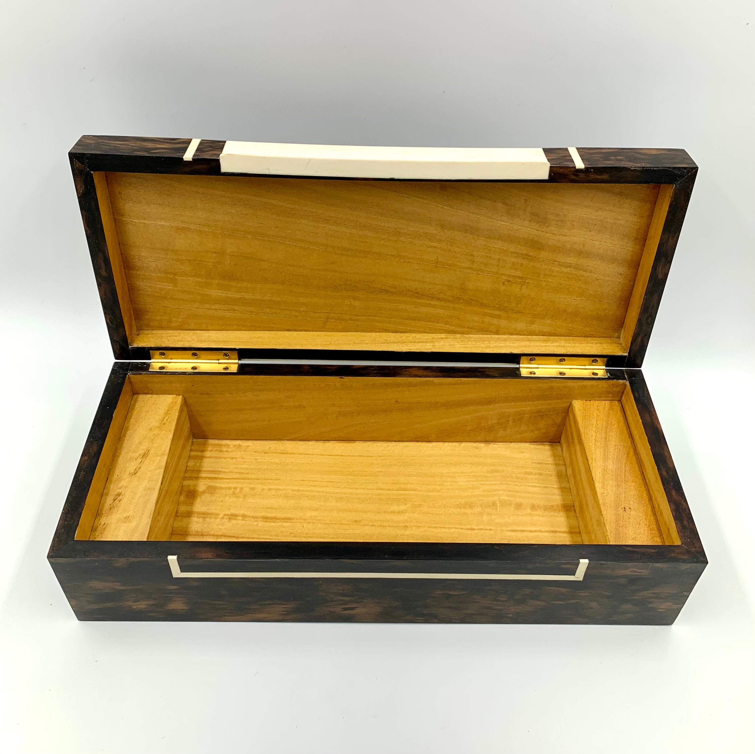 Alfred Dunhill Pariser Coromandel-Spielkästchen aus exotischem Holz (Art déco) im Angebot