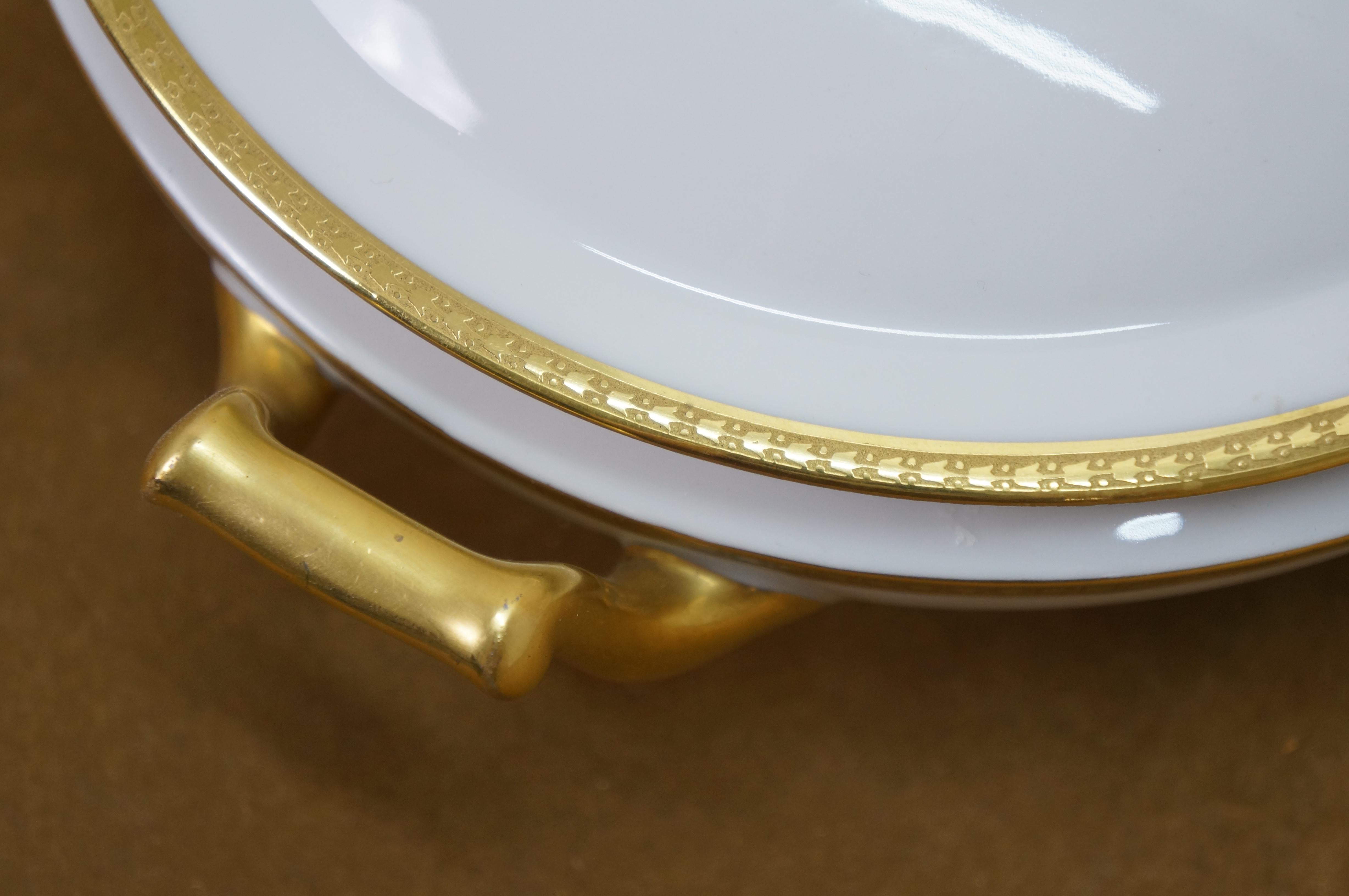 Vintage Alfred Lanternier French Limoges 99 Pc Gold Encrusted China Dinnerware For Sale 6