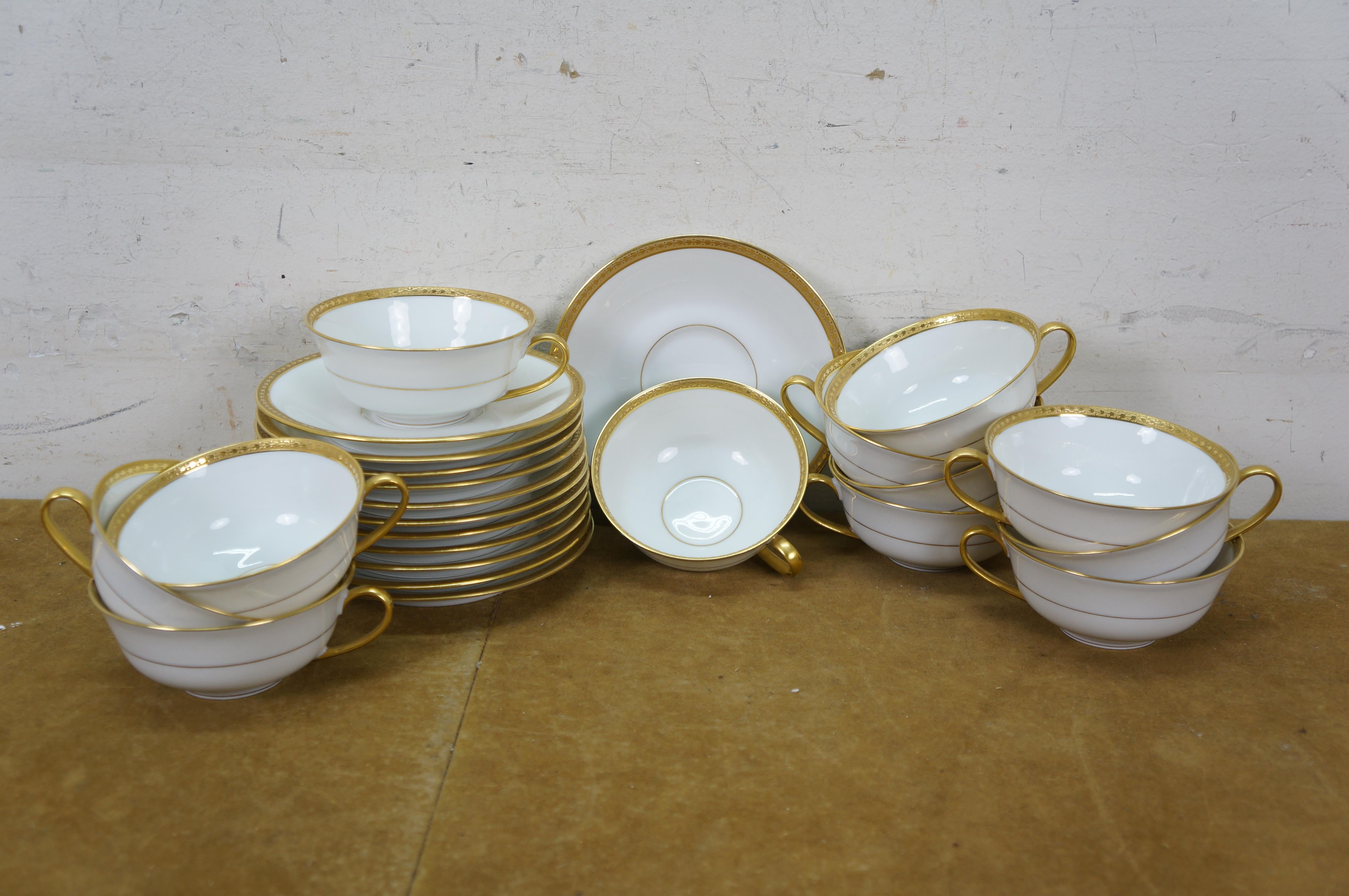 Vintage Alfred Lanternier French Limoges 99 Pc Gold Encrusted China Dinnerware For Sale 2