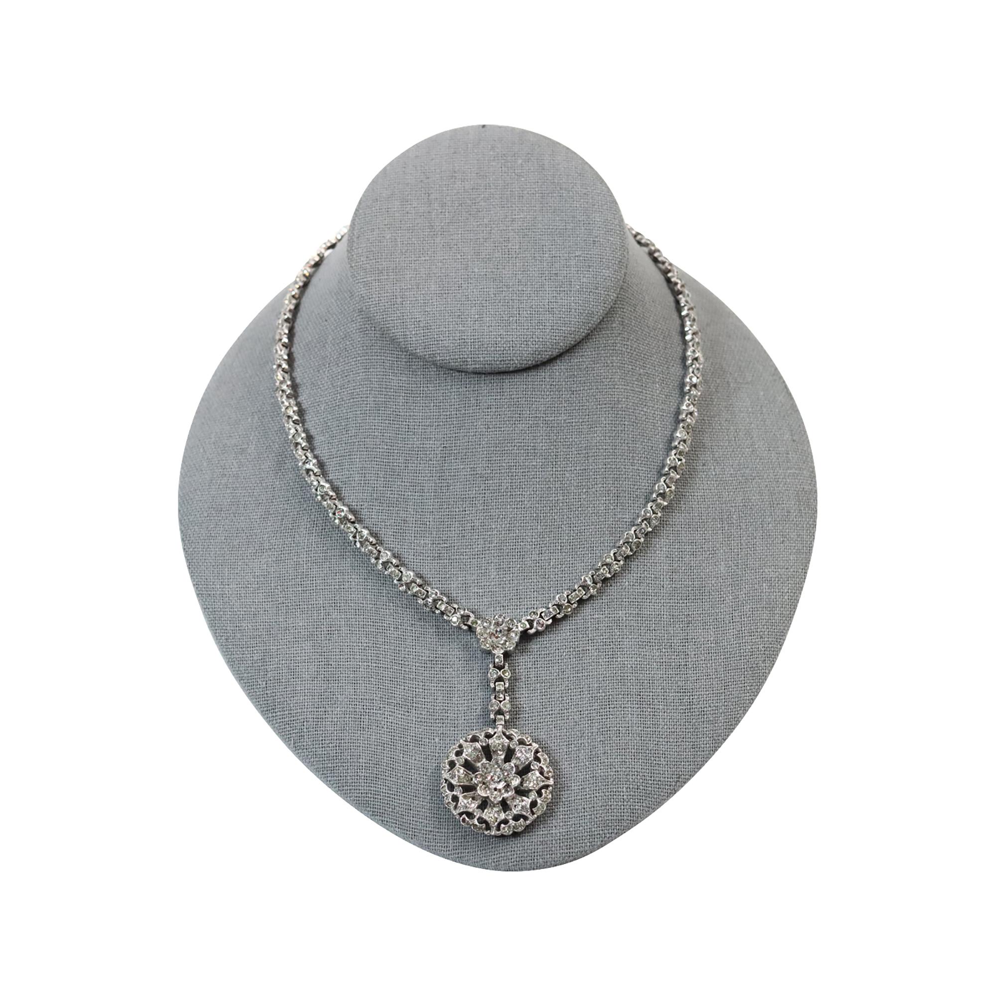Vintage Alfred Phillipe Trifari  Collier à pendentifs Circa Circa 1940's en vente 3