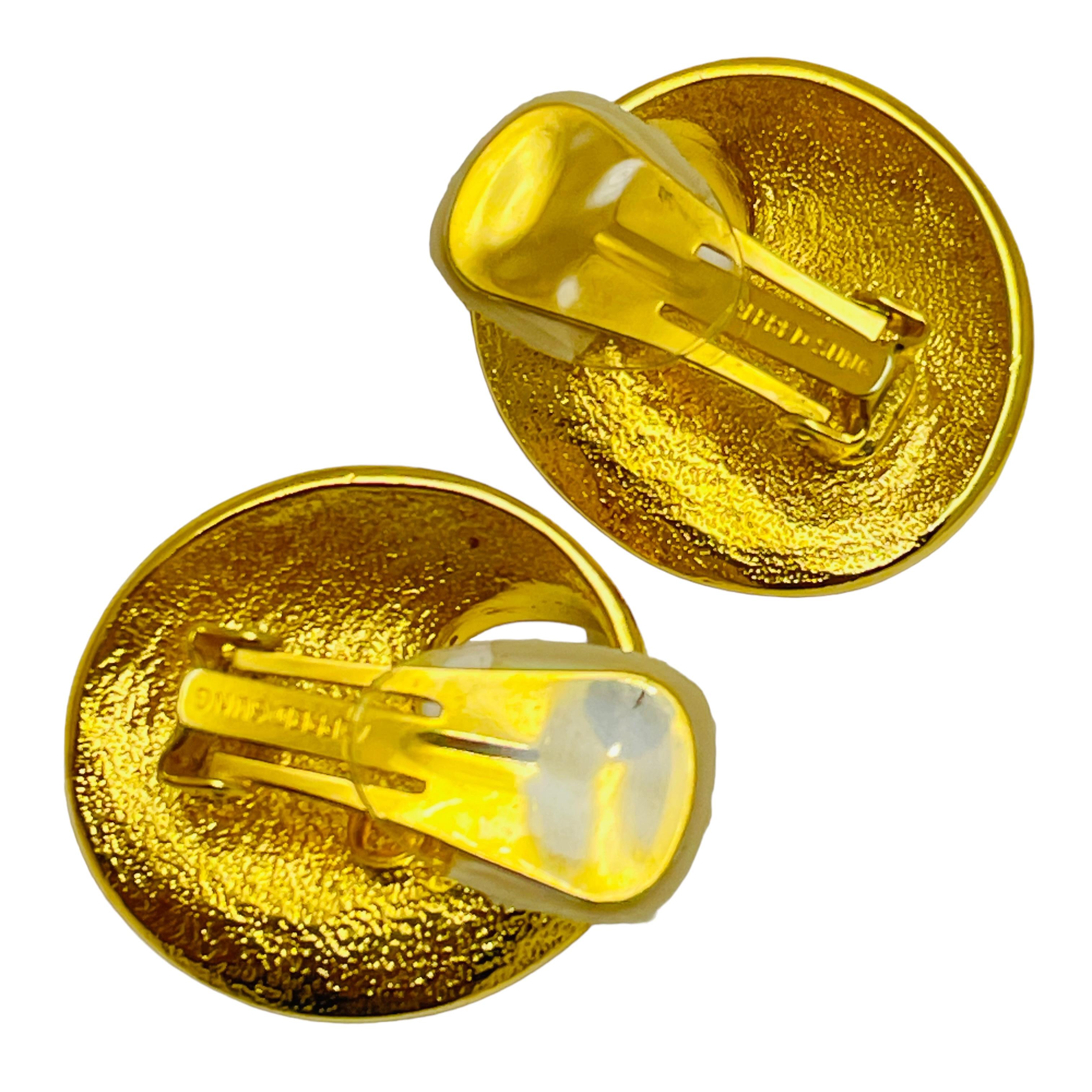 Orecchini a clip d'oro firmati ALFRED SUNG d'epoca In condizioni buone in vendita a Palos Hills, IL