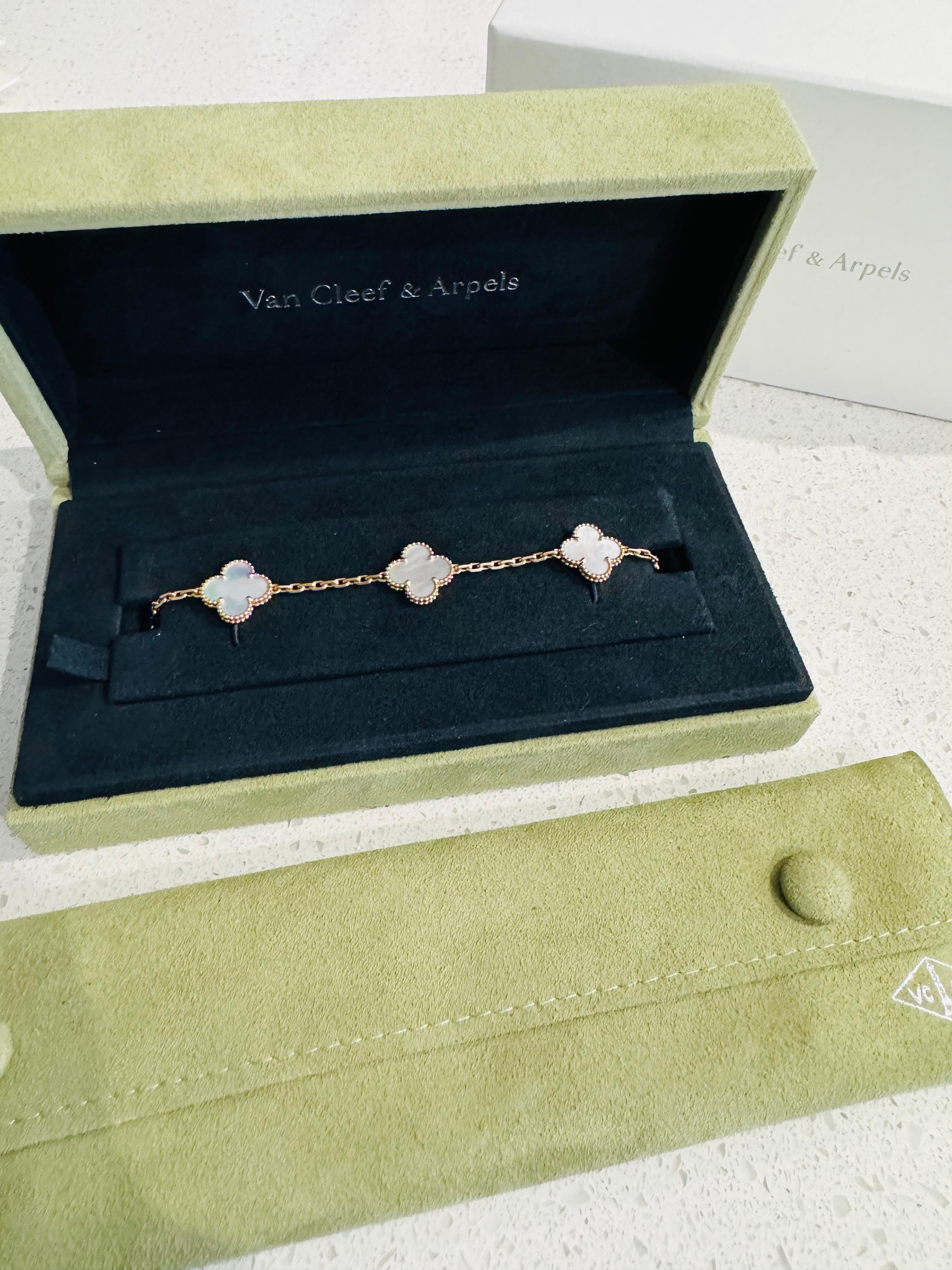 Rare and iconic VCA bracelet, full set, originally purchased in Harrods. 

VCA signature design, first created in 1968, this timeless collection brings luck to each owner by its clover leaf. 
An iconic collection, the Alhambra is a symbol of luck,