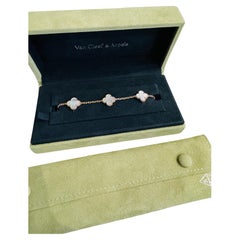  Retro Alhambra bracelet, 5 motifs Full set, box, pouch VCARA41800