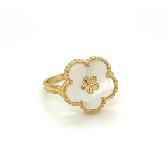 Vintage Alhambra Clover Mother of Pearl MOP Gold Ring