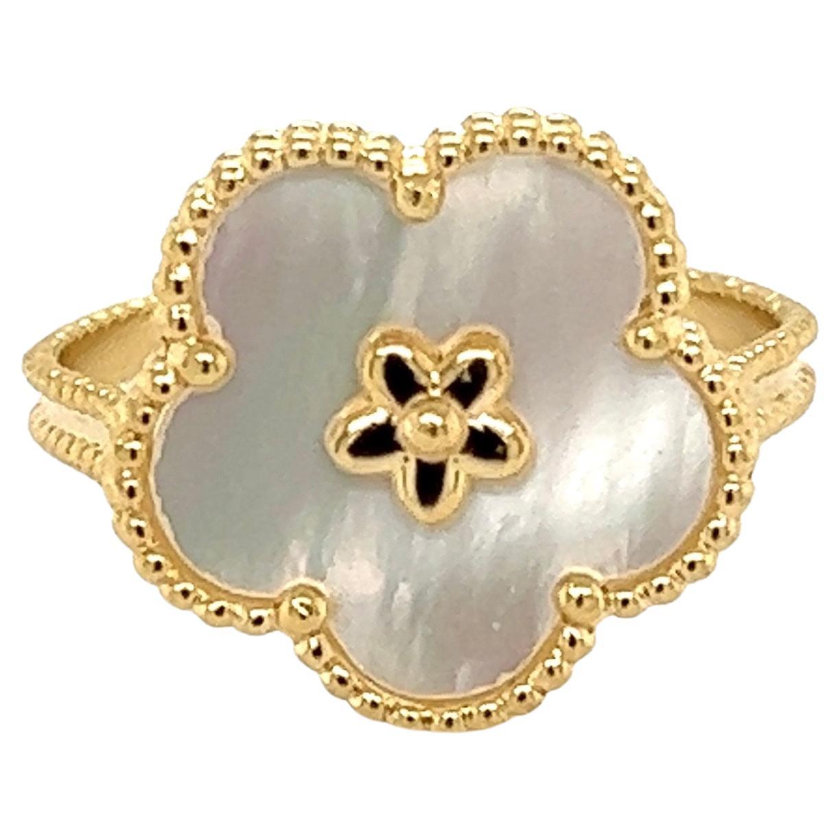 Vintage Alhambra Clover Mother of Pearl MOP Gold Ring