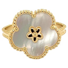 Retro Alhambra Clover Mother of Pearl MOP Gold Ring