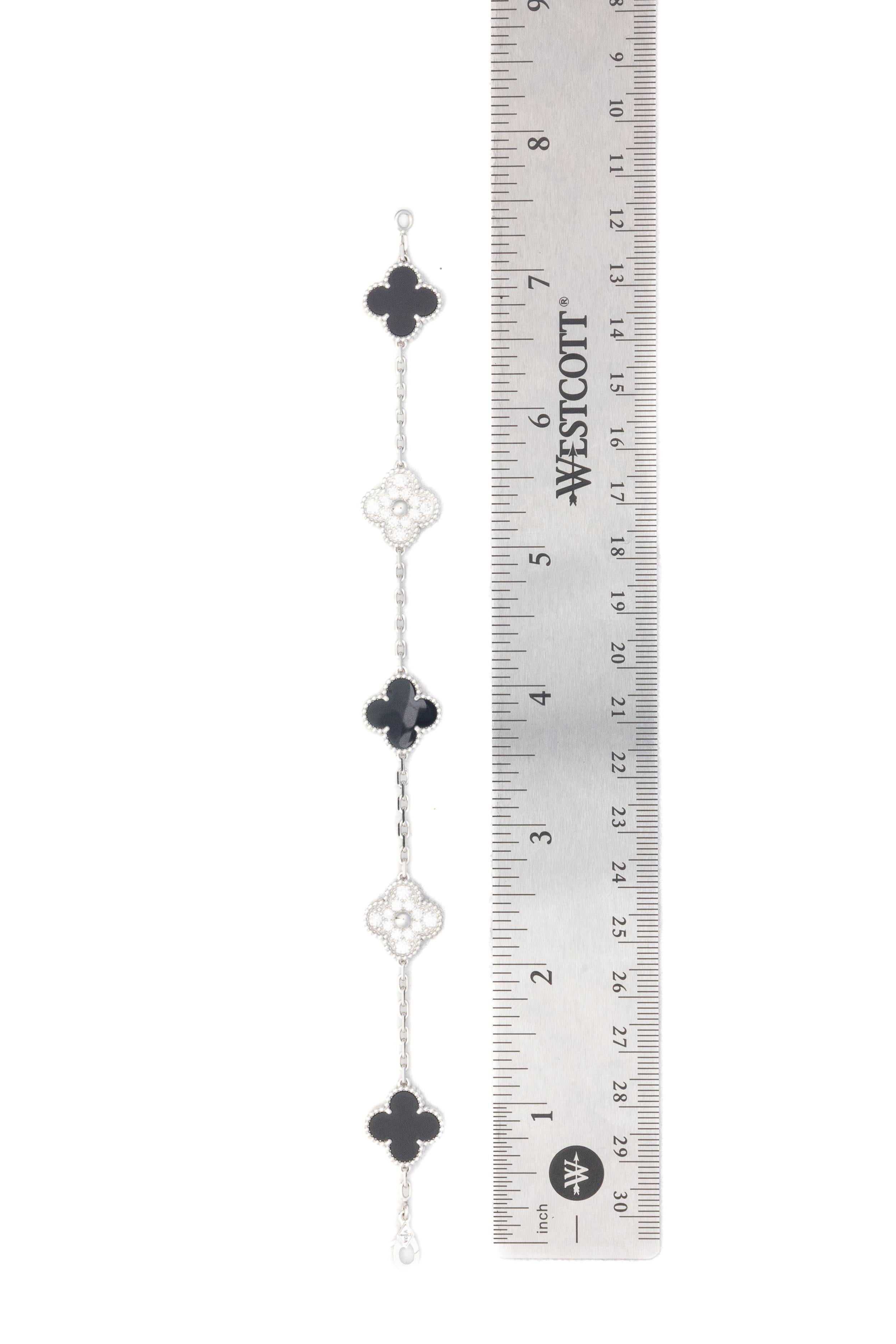 Vintage Alhambra Diamond & Onyx 5 Motif Bracelet In Excellent Condition In New York, NY