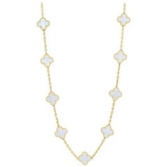 Long collier Alhambra vintage:: 20 motifs par Van Cleef & Arpels