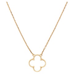 Vintage Alhambra Pendant Necklace 18K Yellow Gold and Mother of Pearl