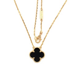 Vintage Alhambra Pendant Necklace 18K Yellow Gold and Onyx