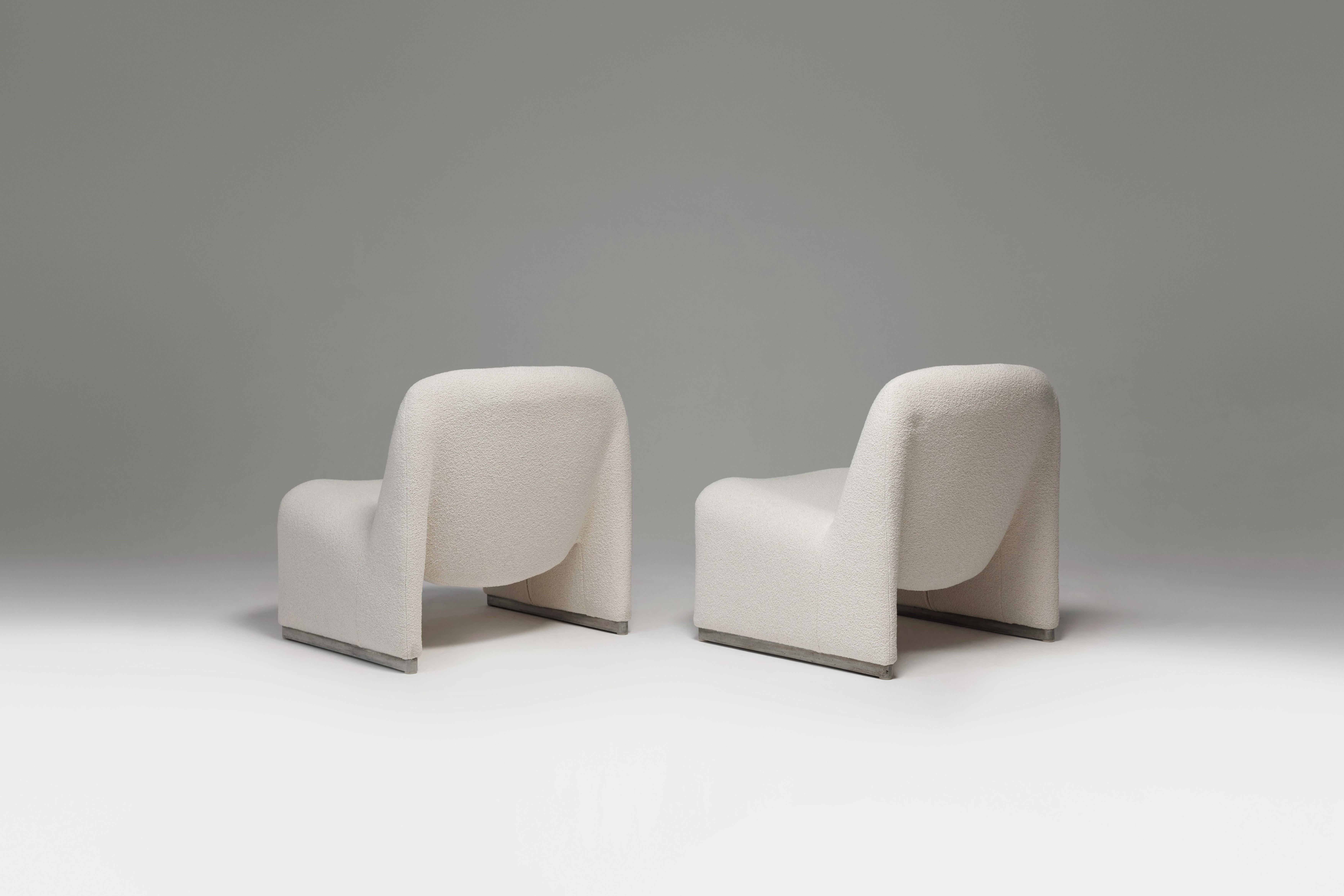Dutch Vintage Alky Chairs in Off-White Fabric by Giancarlo Piretti for Artifort, 1970s For Sale