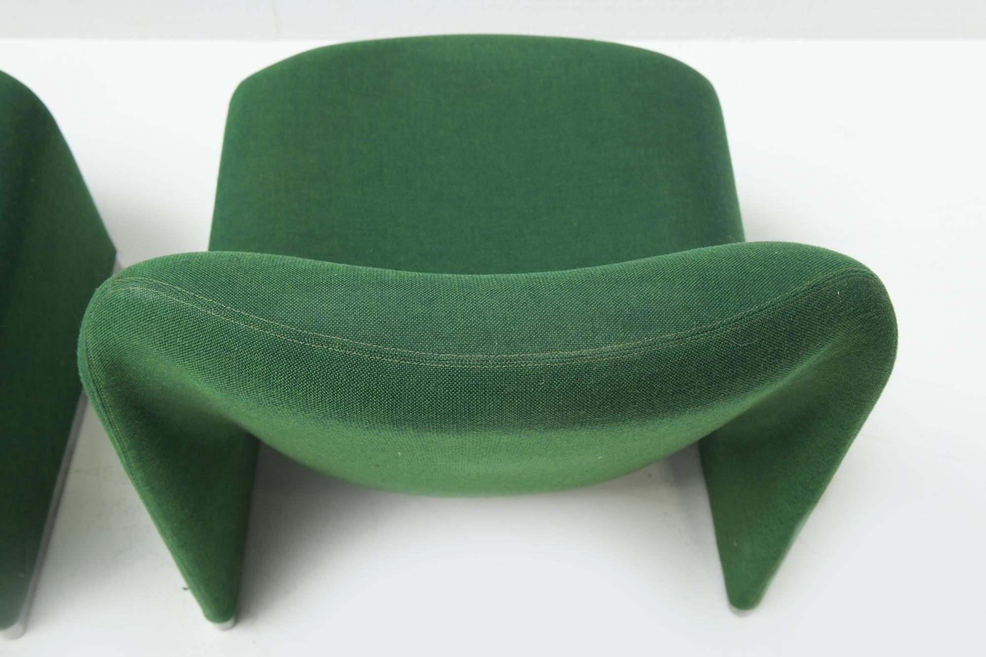 Vintage Alky chairs in original green fabric by Giancarlo Piretti for Castelli 5