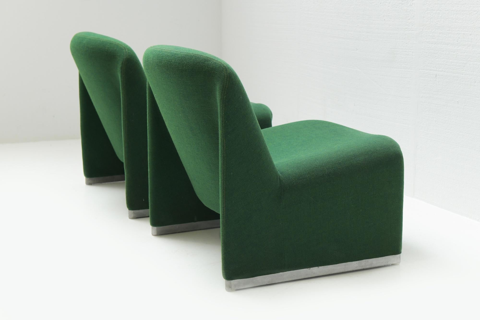 Vintage Alky chairs in original green fabric by Giancarlo Piretti for Castelli 3