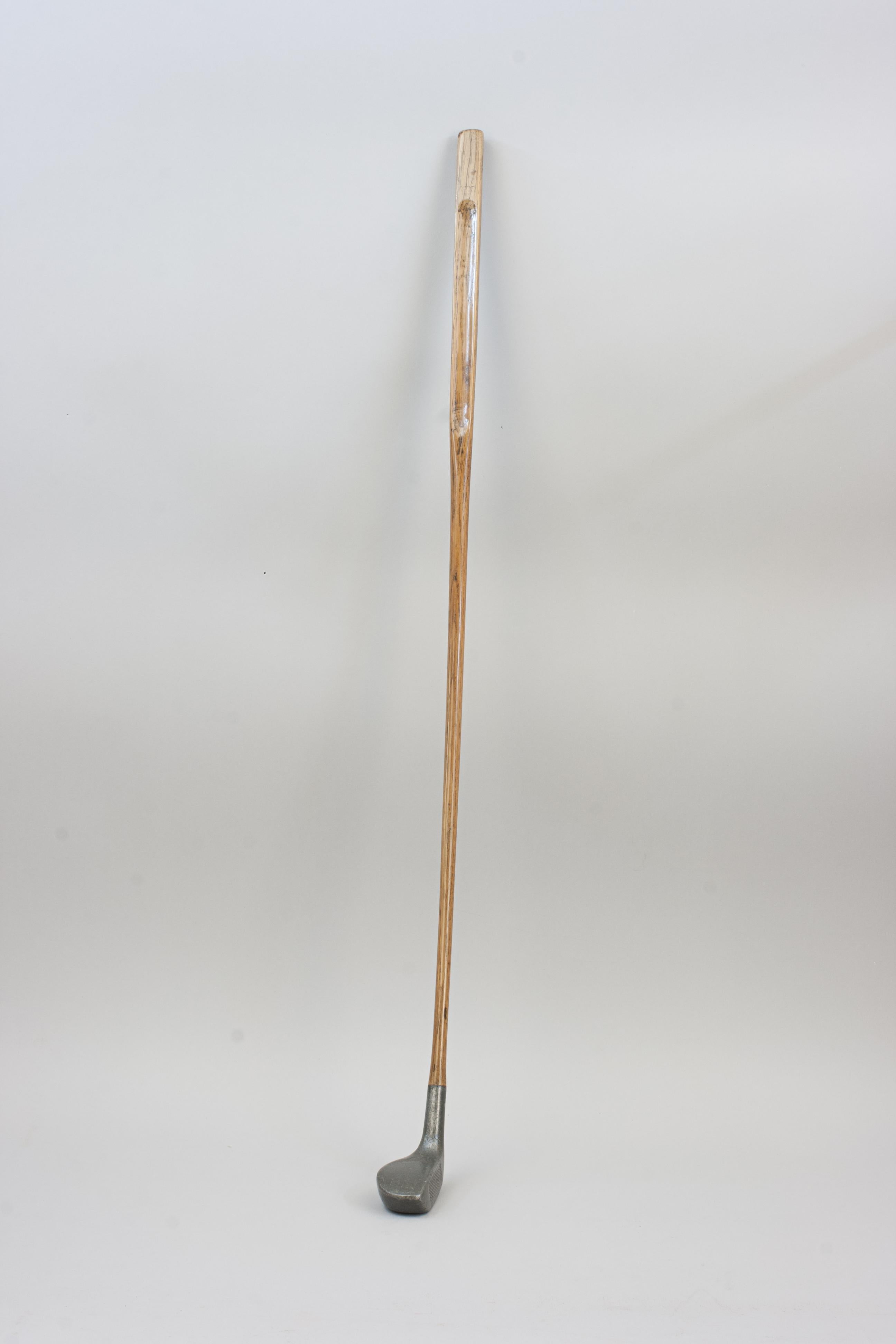 English Vintage Alloy, Huntly Putter With Groove Handle For Sale