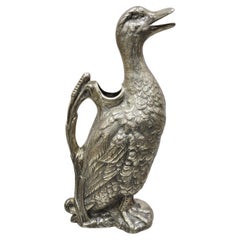 Carafe à eau vintage en métal argenté avec figurine de canard d'alpaga