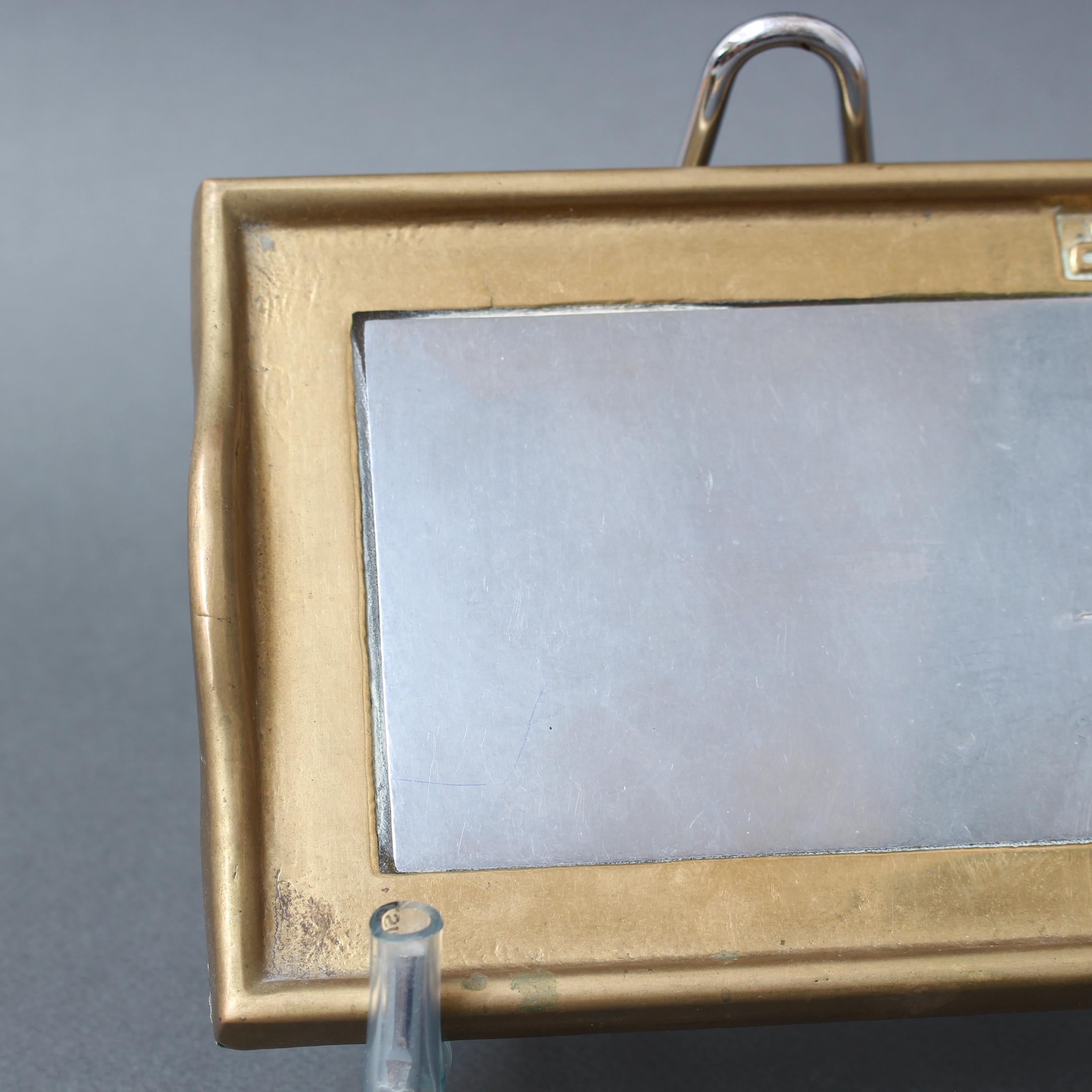 Plateau vintage en aluminium et laiton par David Marshall (circa 1980) - Petit en vente 4