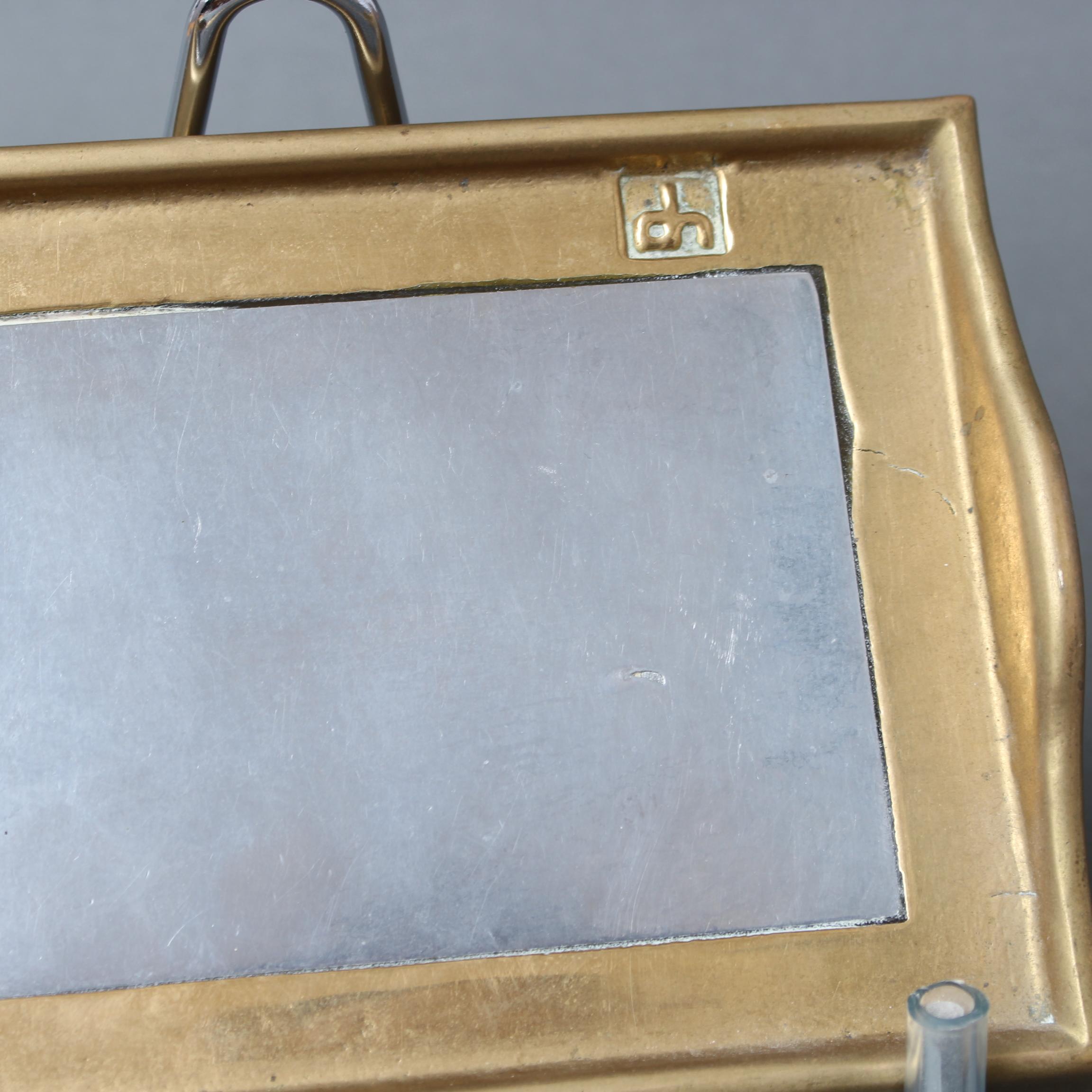 Plateau vintage en aluminium et laiton par David Marshall (circa 1980) - Petit en vente 6
