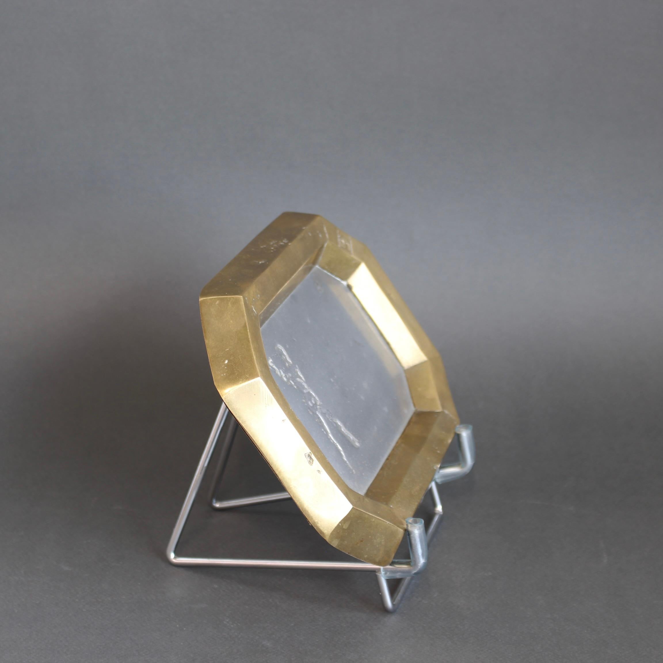 Vide-Poche vintage en aluminium et laiton avec motif de golfeur de David Marshall Bon état - En vente à London, GB