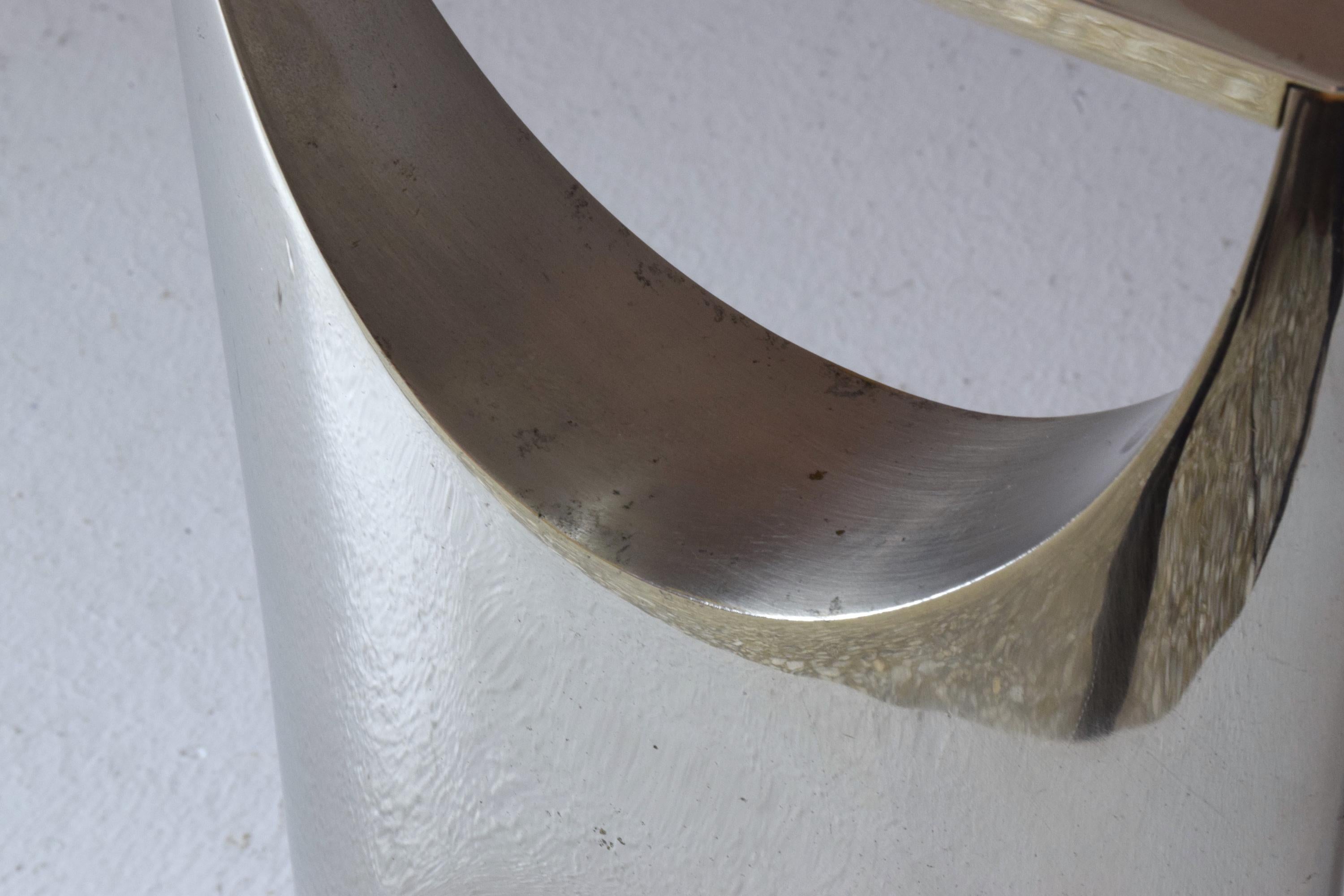 Lámpara de mesa escultórica de aluminio del siglo XX, 1950-1960 en venta 6