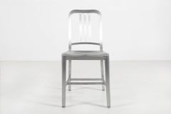 Chaise Emeco Navy vintage en bon état