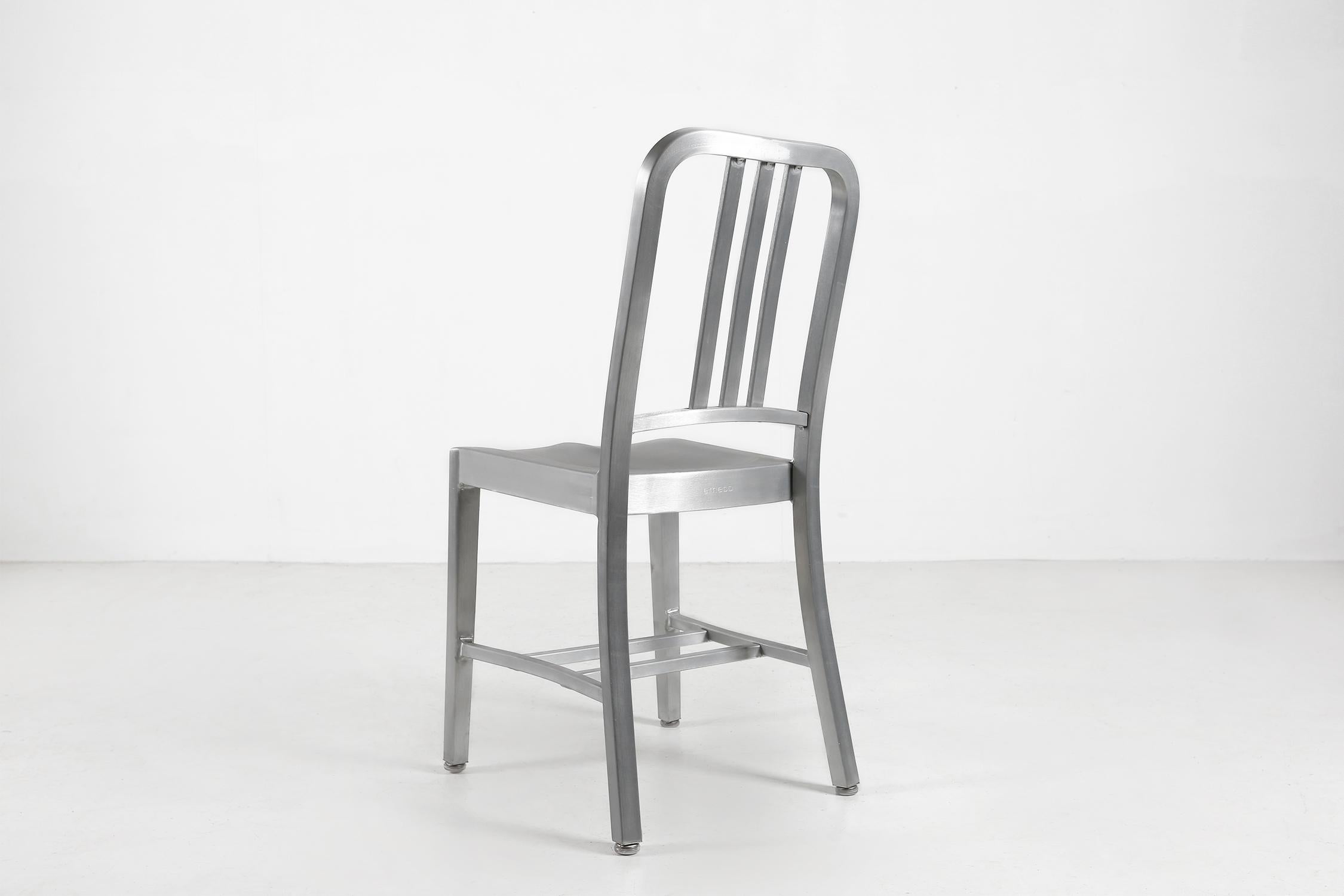 Hand-Crafted Vintage aluminium Emeco Navy chair in good condition For Sale