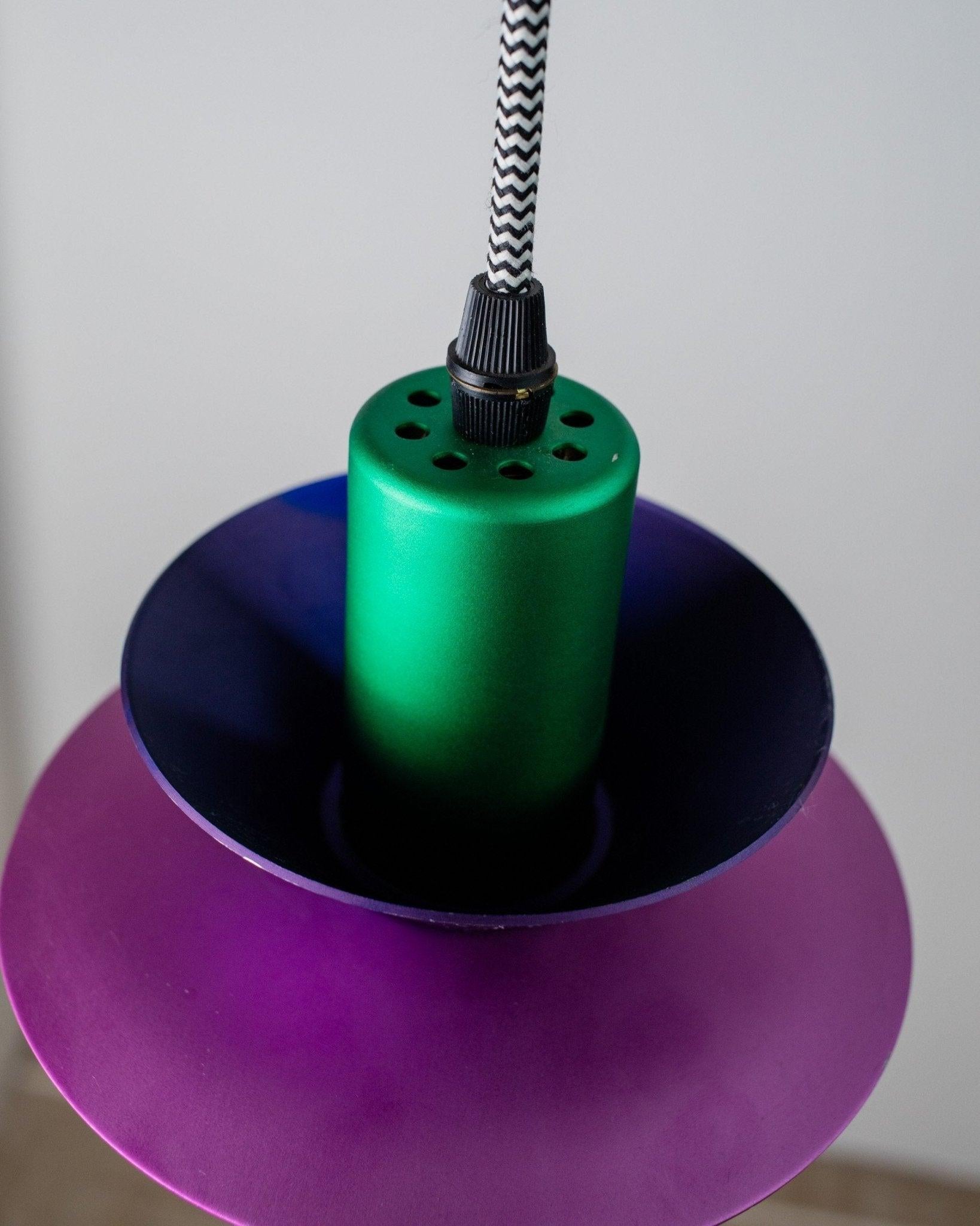 Postmoderno Lampada da soffitto in alluminio vintage in stile postmoderno di Memphis, anni '80 in vendita