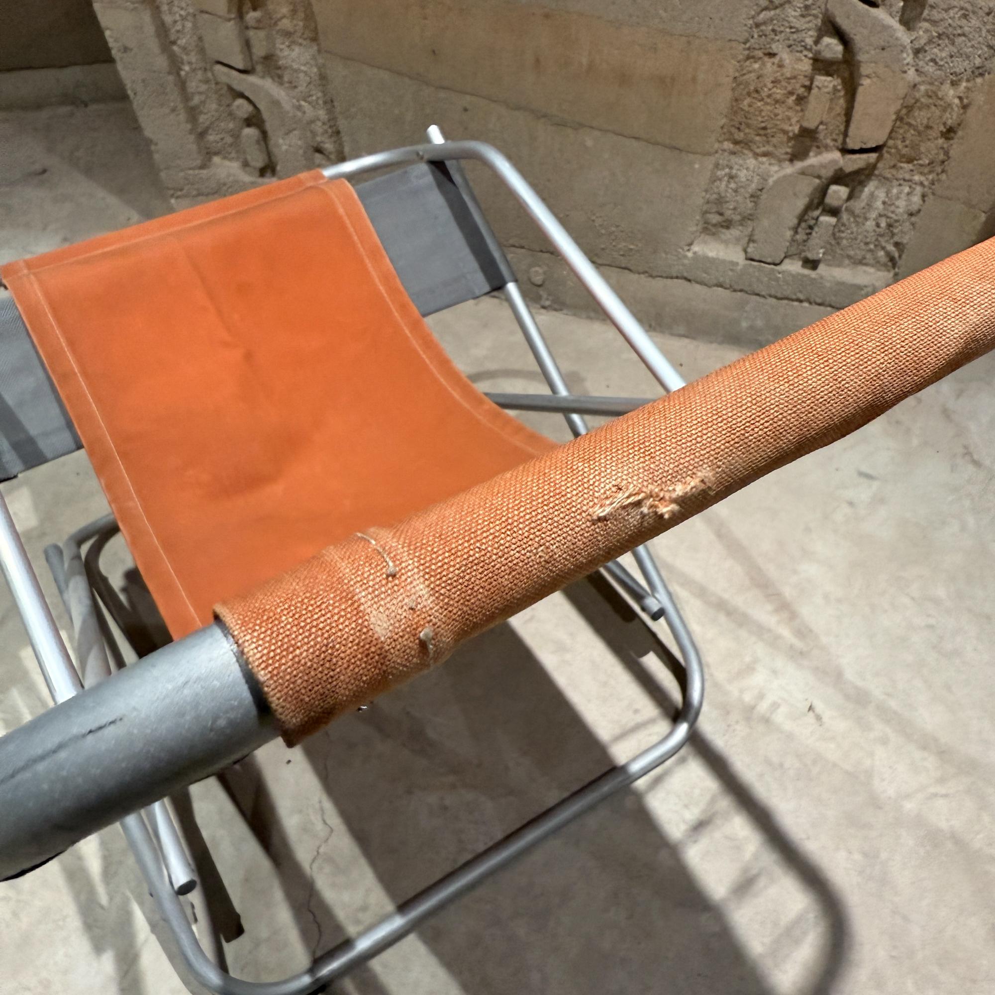 Metà XX secolo Sedia da salotto pieghevole in alluminio Foldes - dondolo di Takeshi Nii in vendita