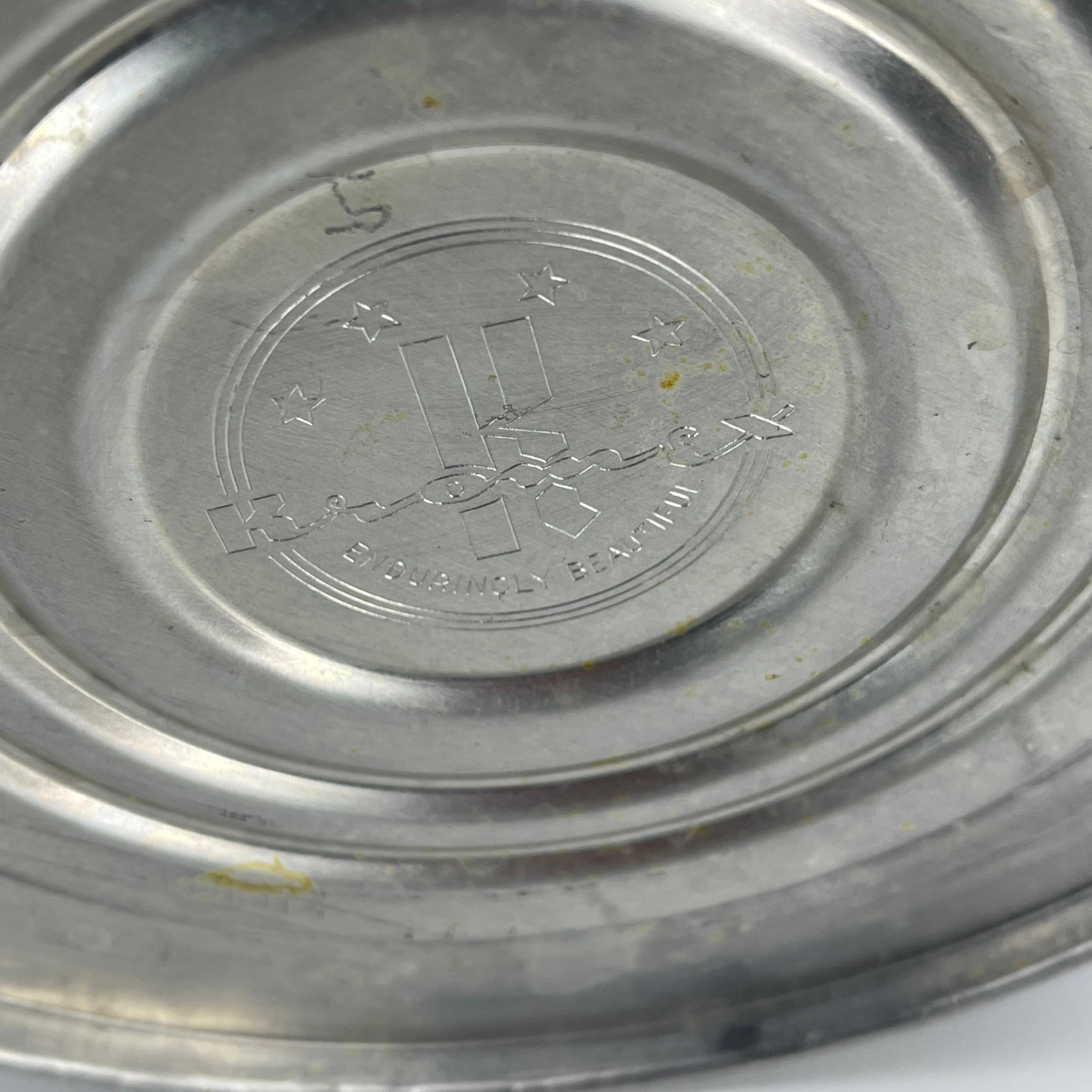 Seau à glace vintage en aluminium avec poignée en lucite, mi-siècle moderne en vente 5