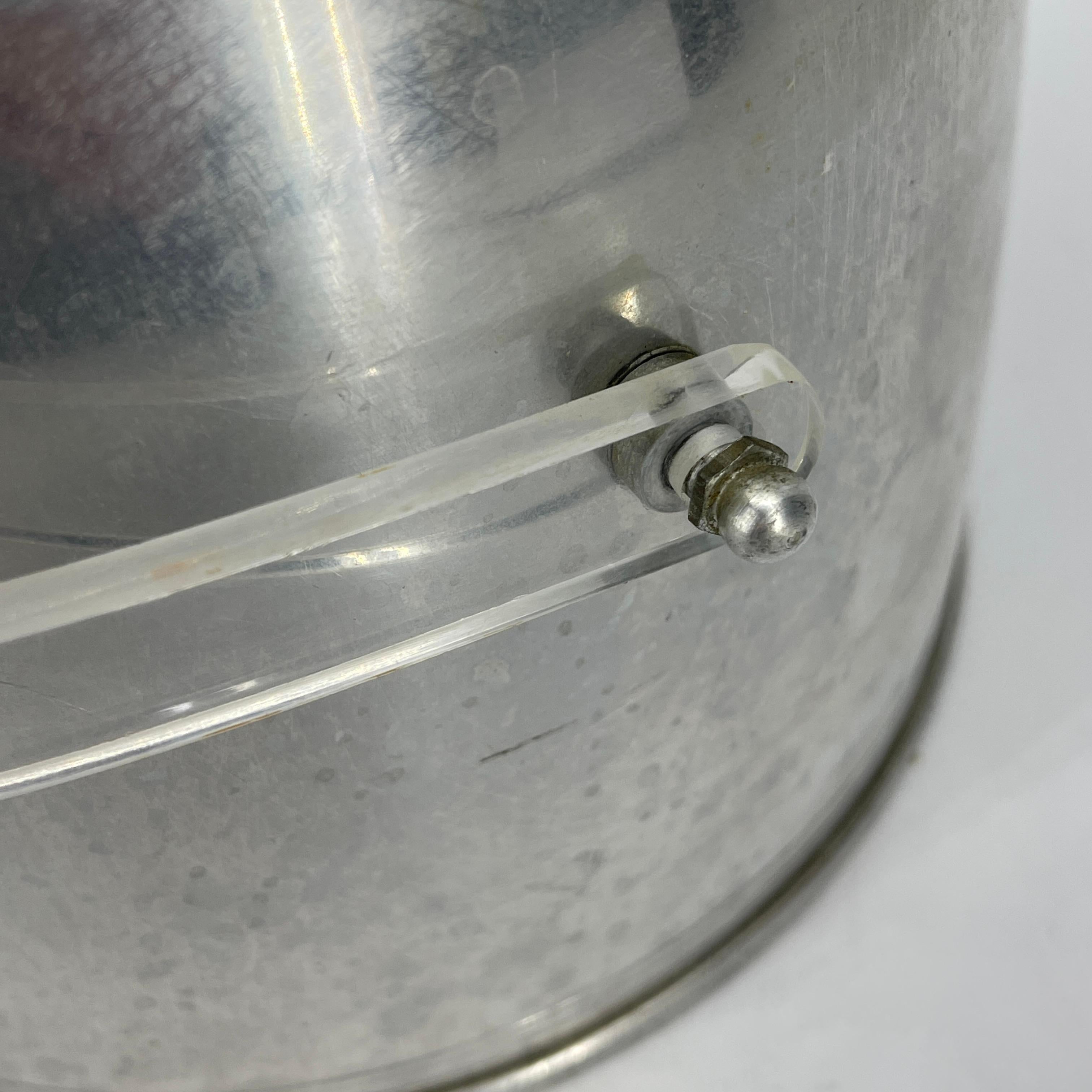 Vintage Aluminum Ice Bucket with and Lucite Handle, Mid-Century Modern For Sale 1