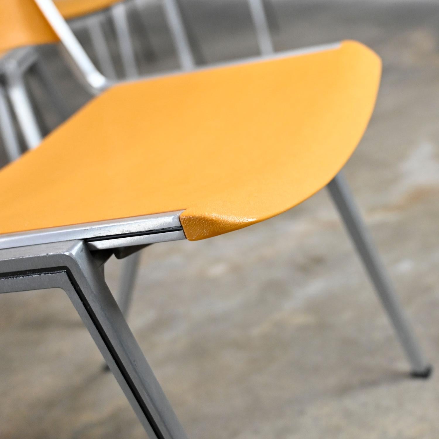 Vintage Aluminum Steelcase Stacking Chairs Model 1278 Yellow Gold Plastic Set 10 6