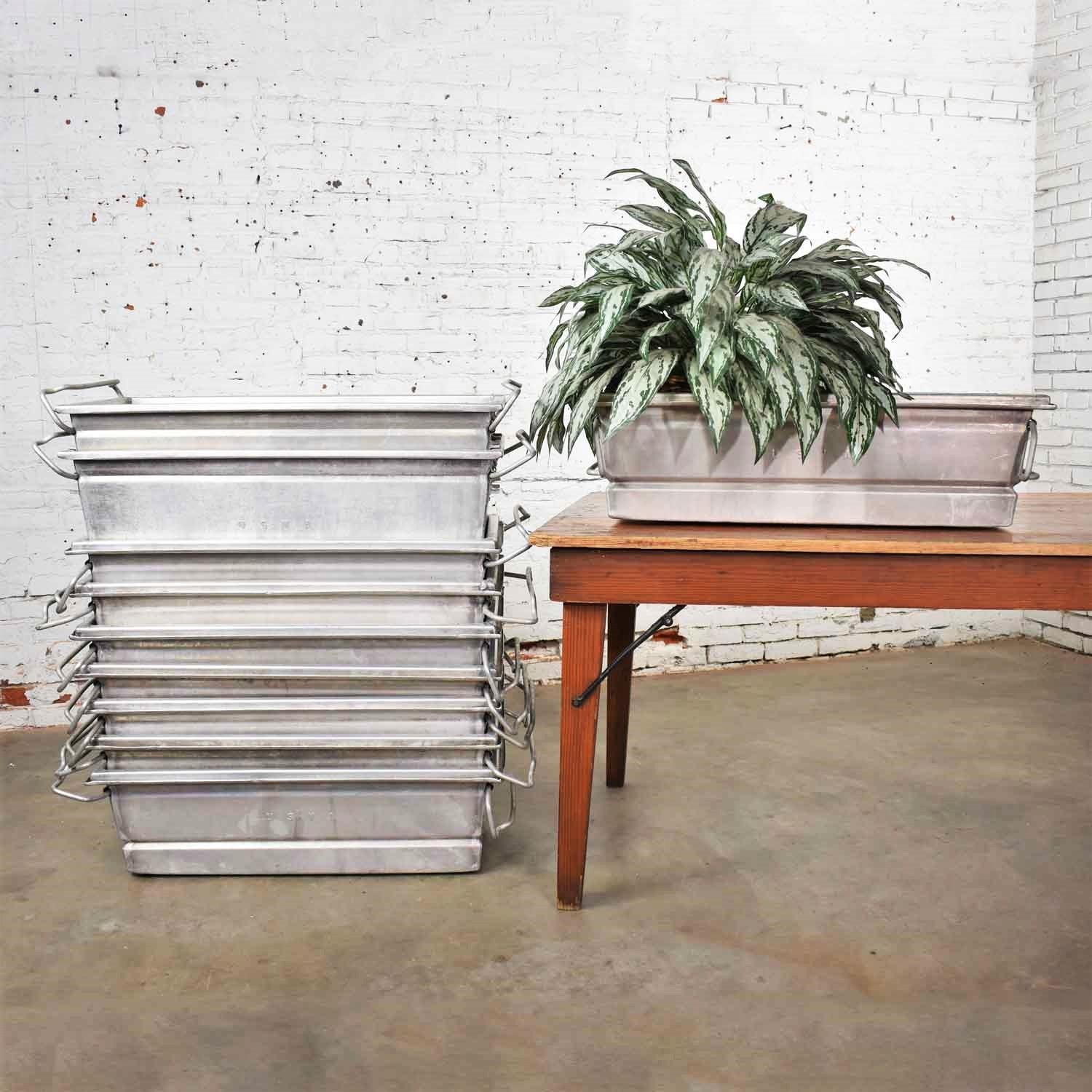 Vintage Aluminum Troughs Planters Sinks Containers Vessels 8 Sold Separately In Good Condition In Topeka, KS