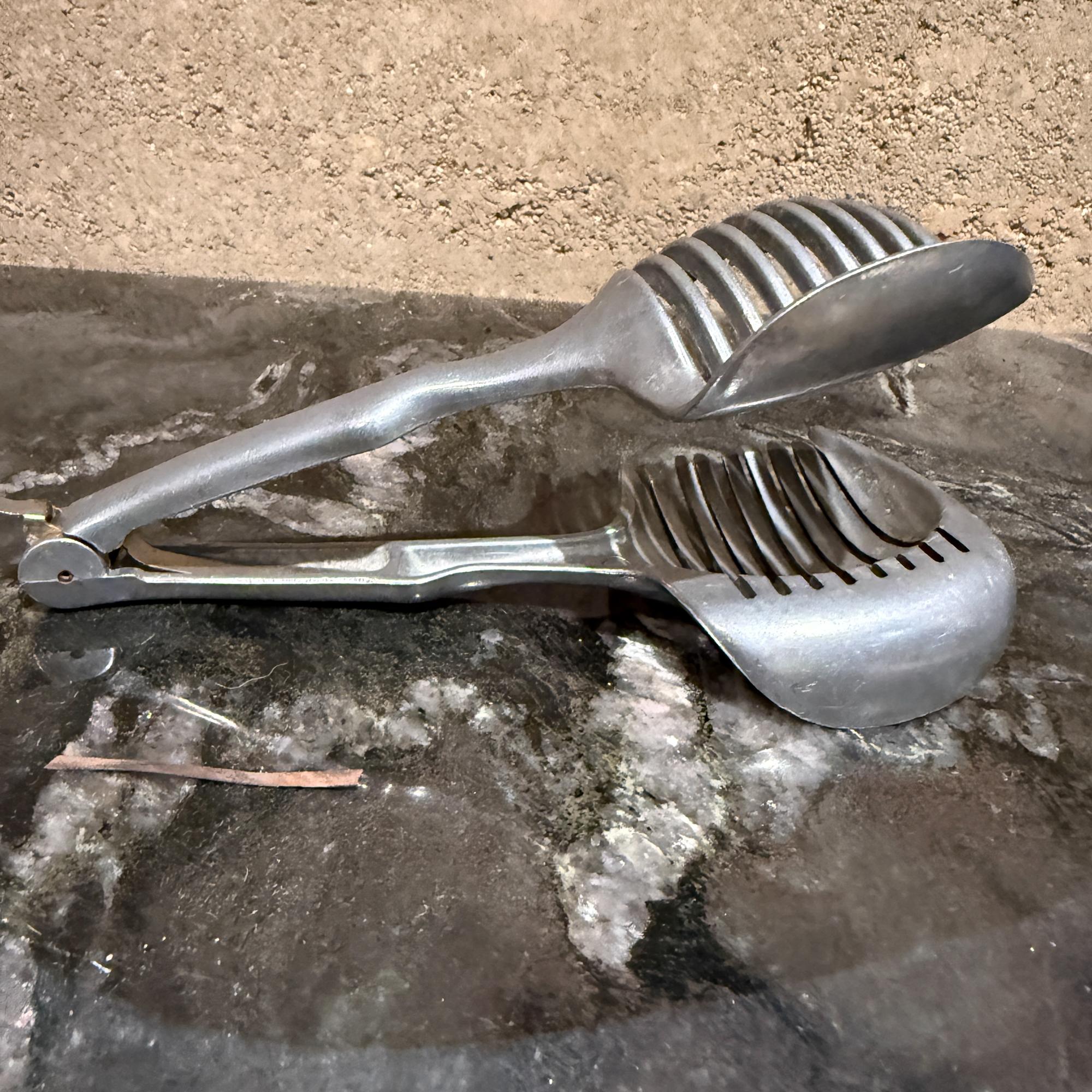 Vintage Aluminium Gemüseschneider Airstreamer Mid-Century im Angebot 5