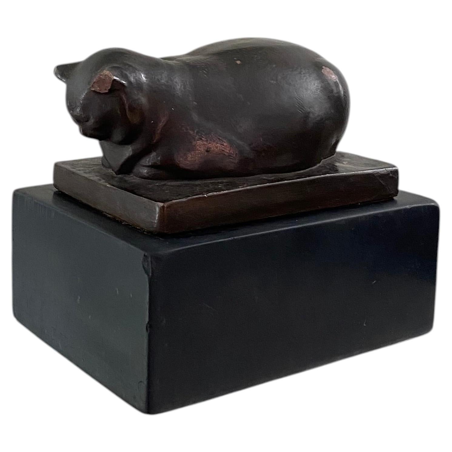 What is the difference between casting and carving in sculpture?