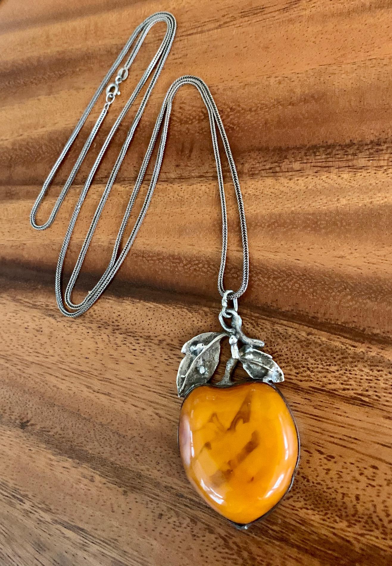 Vintage Amber Fruit Pendant Long Sterling Silver Fox Tail Chain Necklace 2